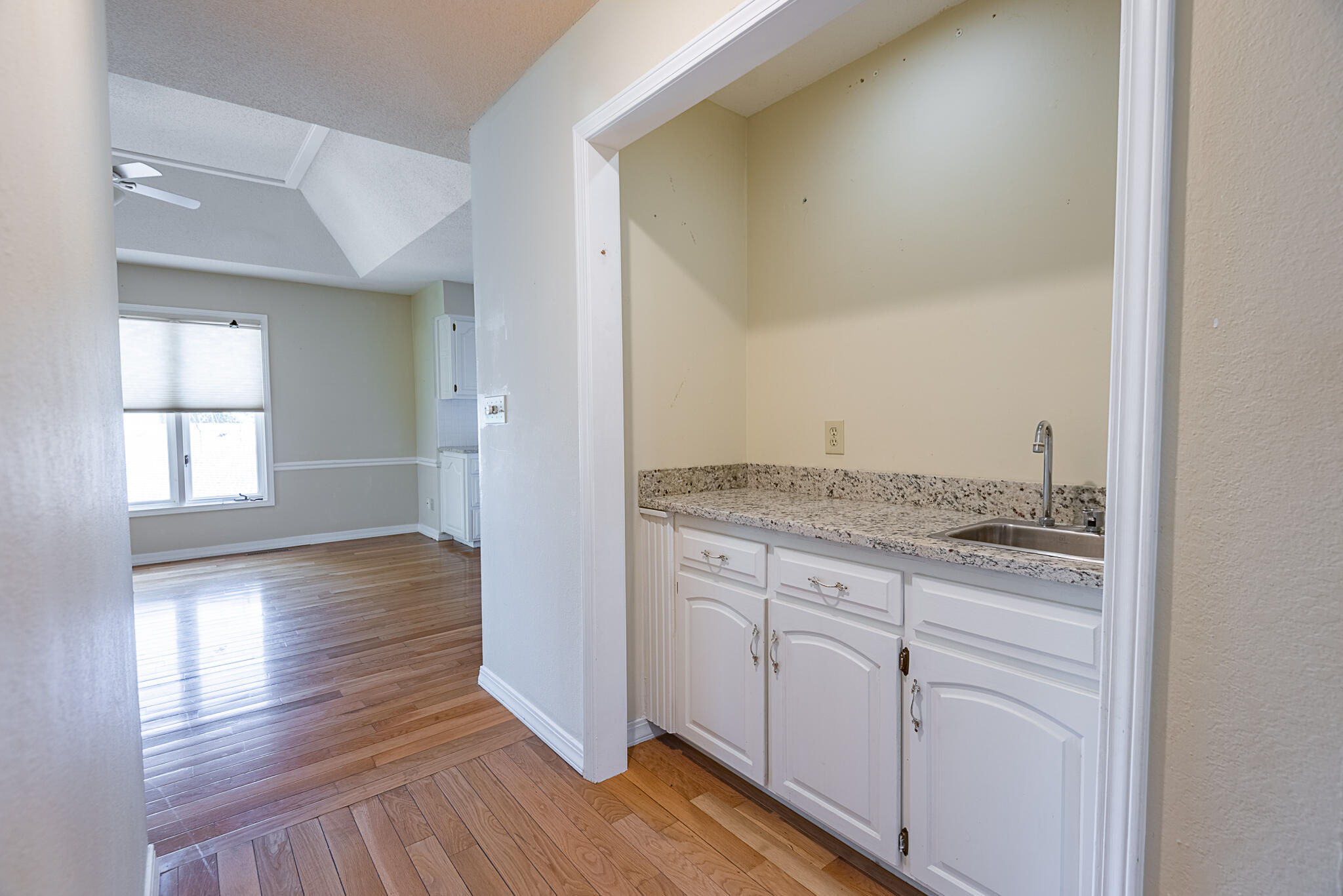 759 South Augusta Drive Property Photo 9