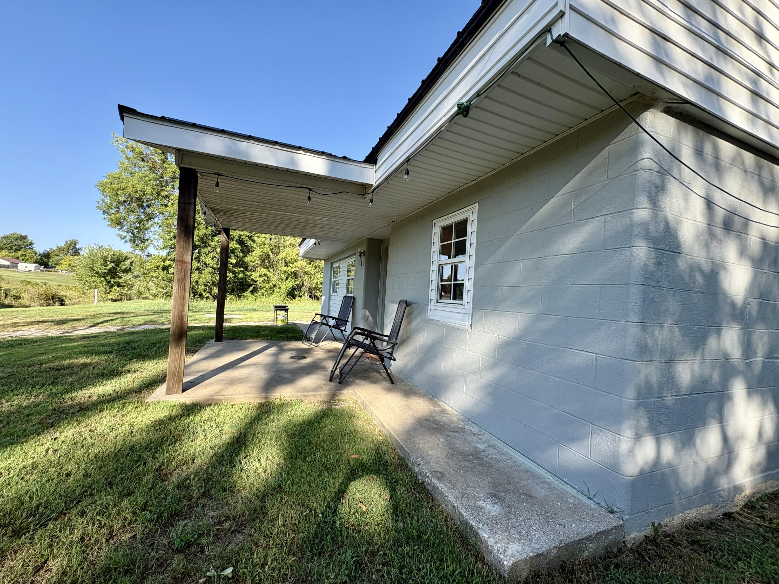 644 Garrett Street Property Photo 6