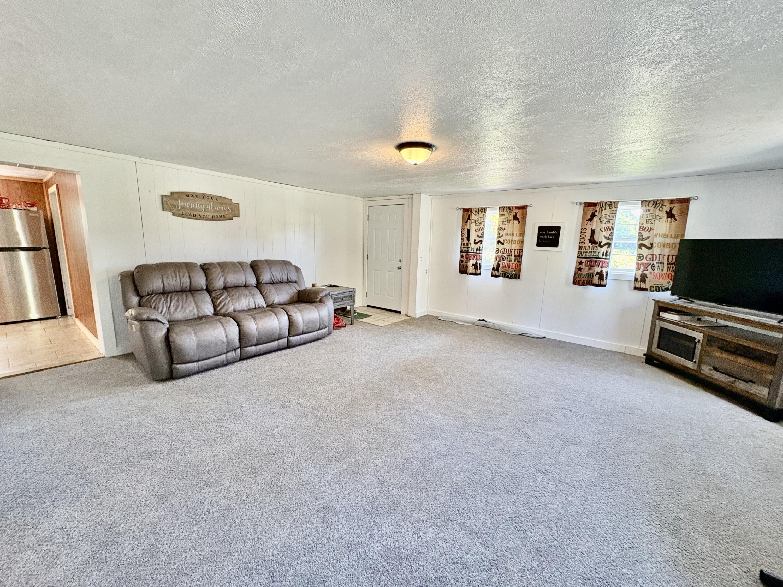 644 Garrett Street Property Photo 10