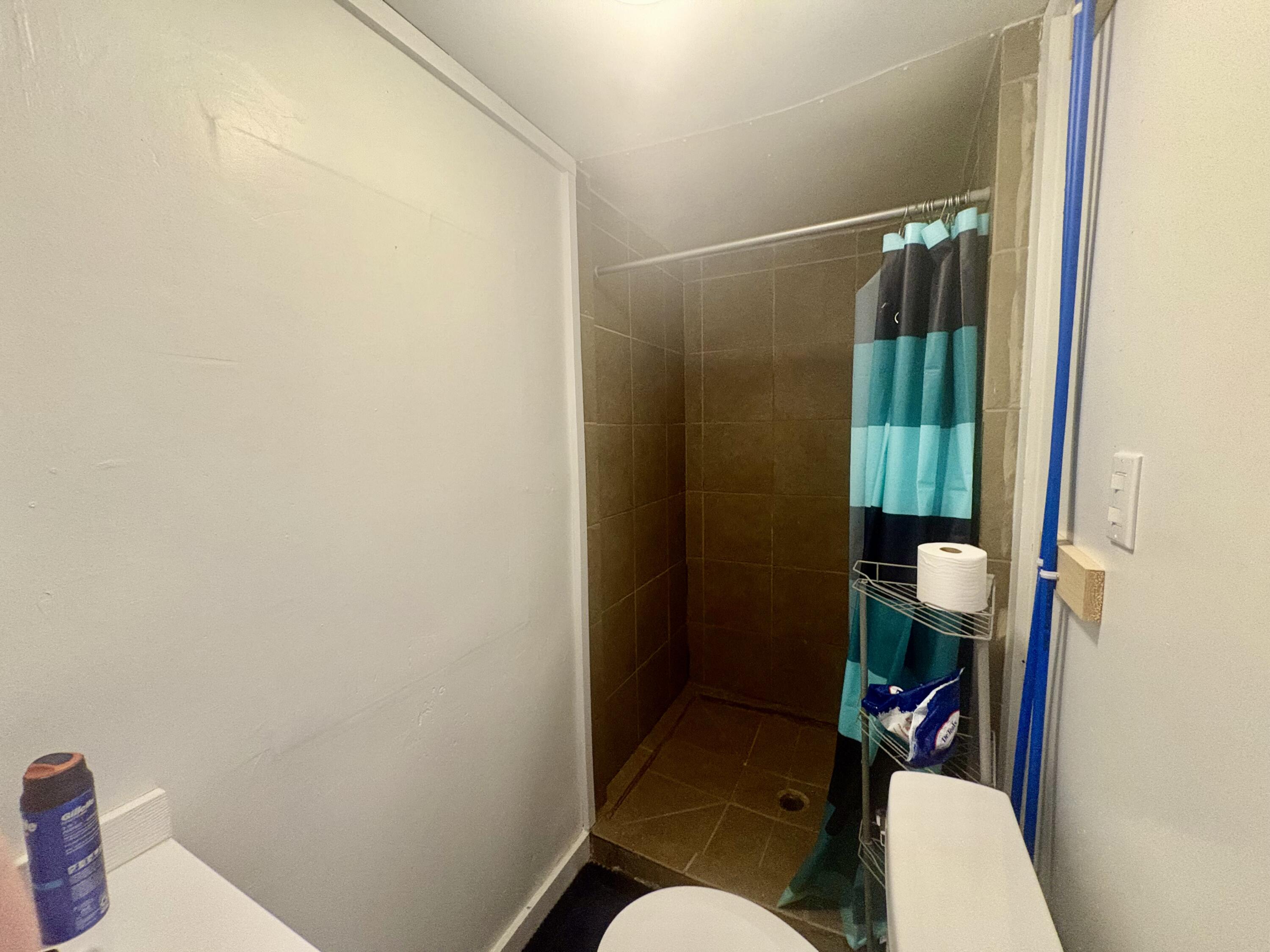 644 Garrett Street Property Photo 15