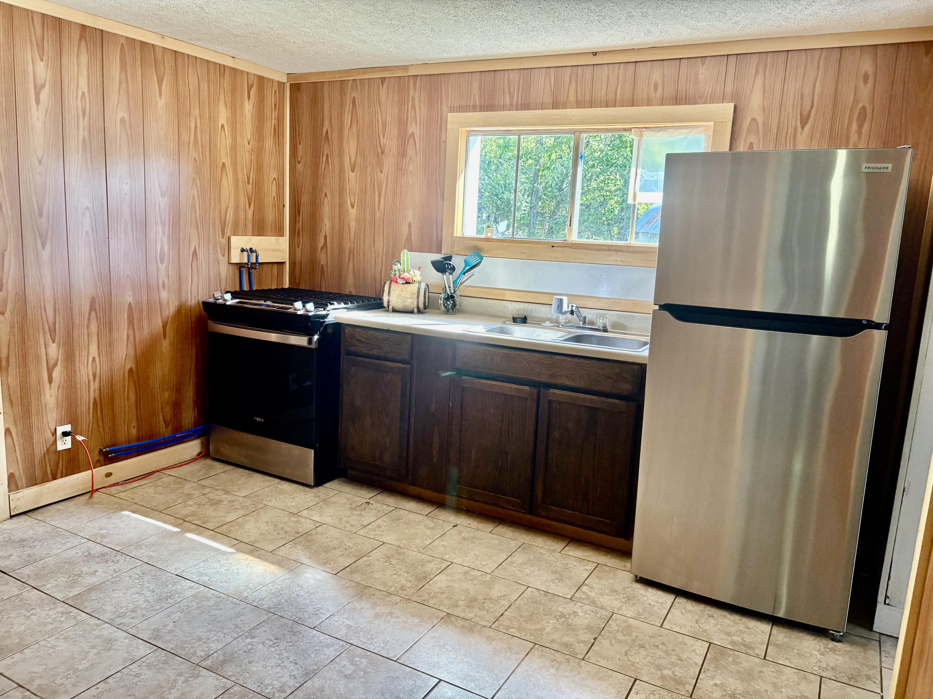 644 Garrett Street Property Photo 20