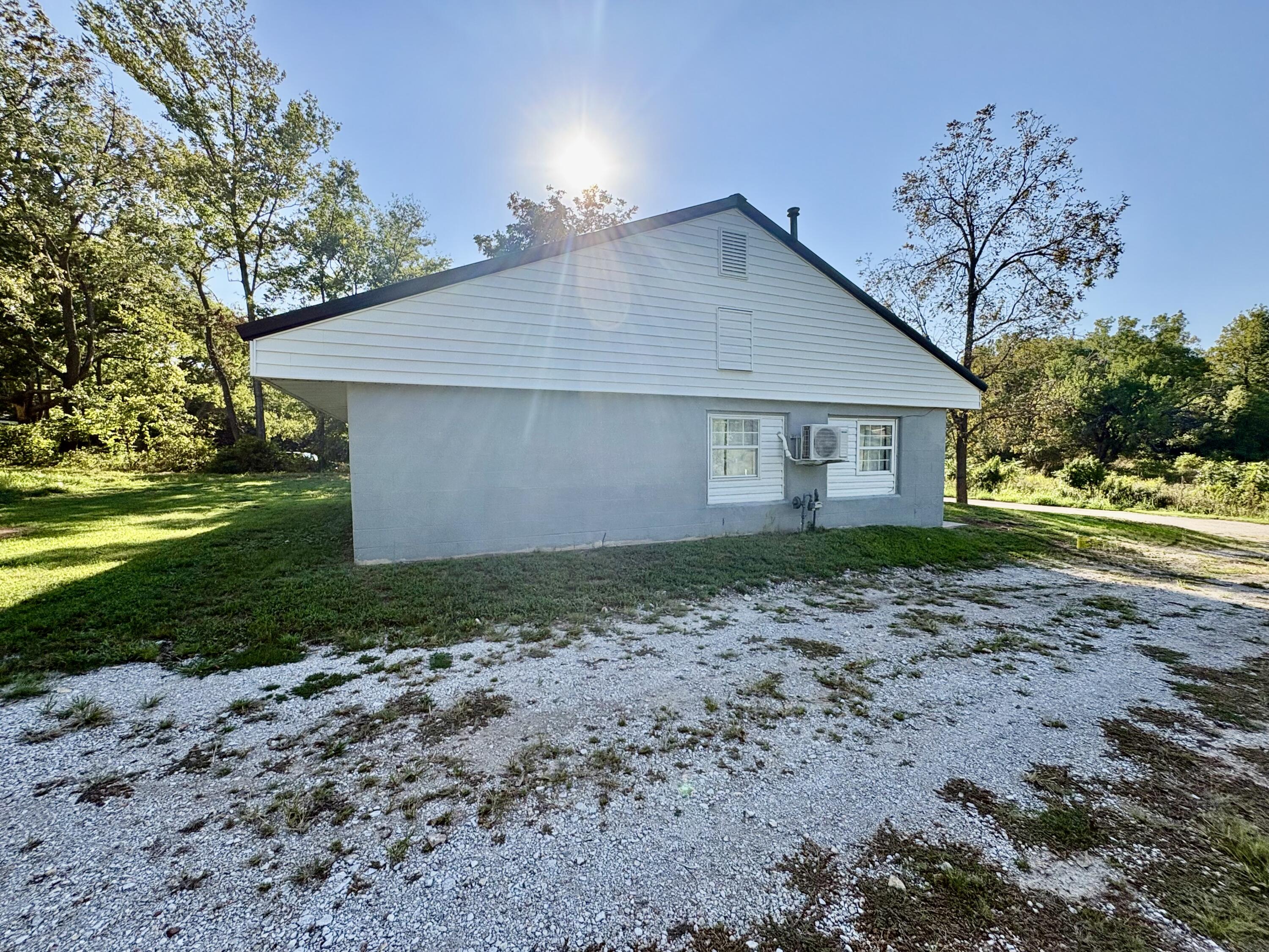 644 Garrett Street Property Photo 28