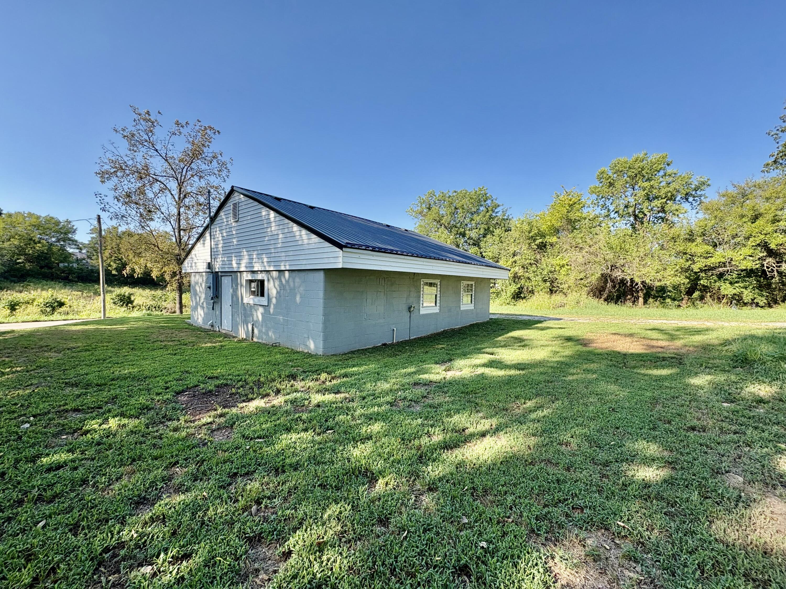 644 Garrett Street Property Photo 31