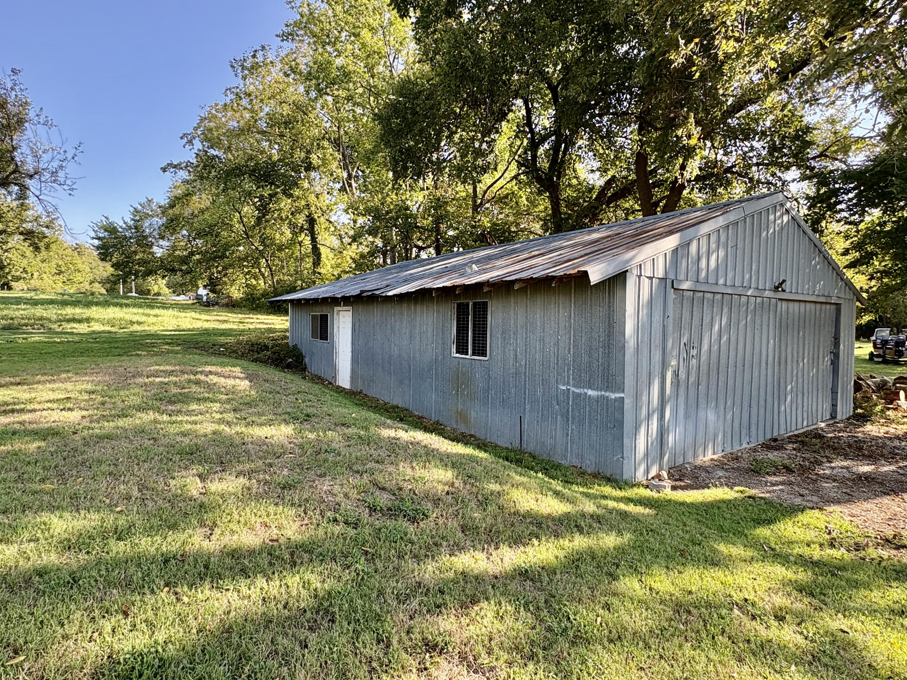 644 Garrett Street Property Photo 33