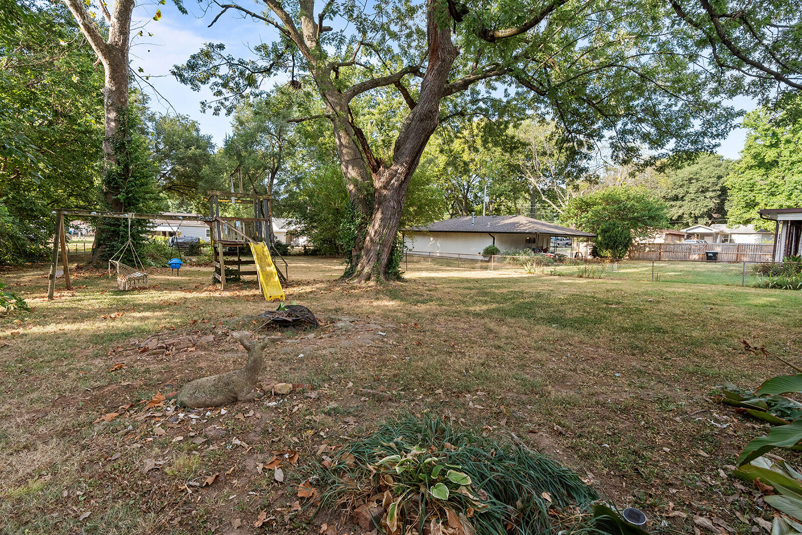 630 West Broadmoor Street Property Photo 17