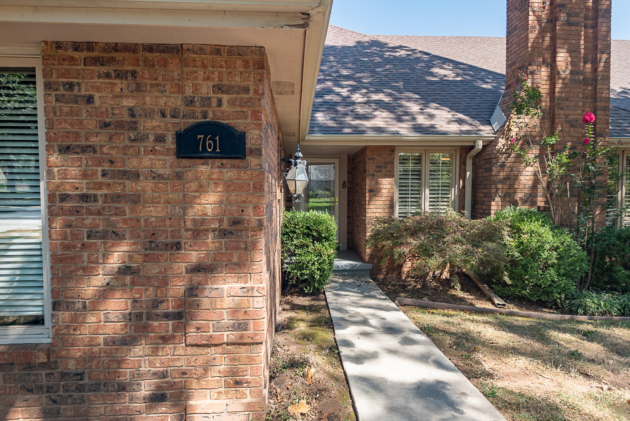 761 South Augusta Drive Property Photo 3