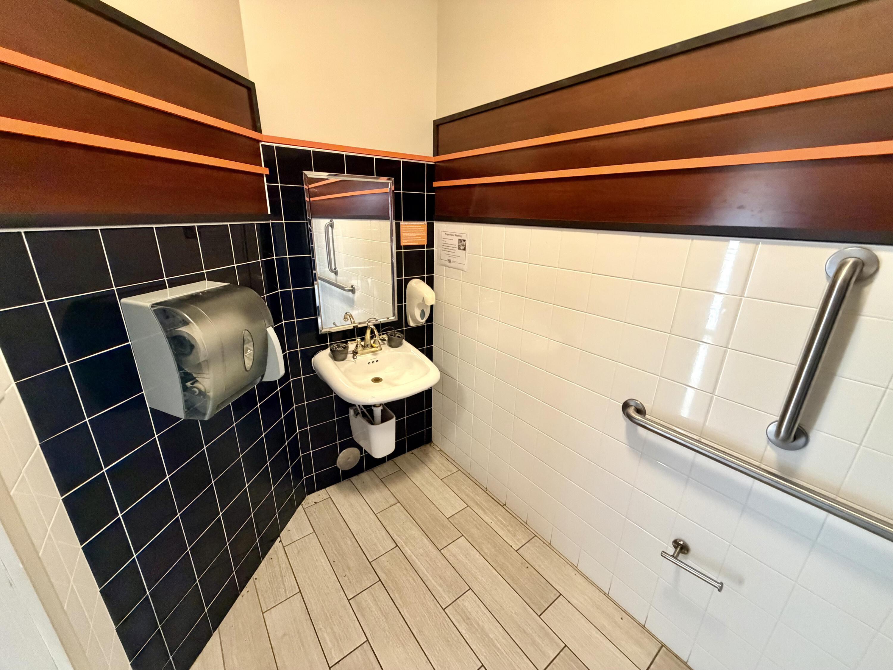 4133 South National Avenue Property Photo 6