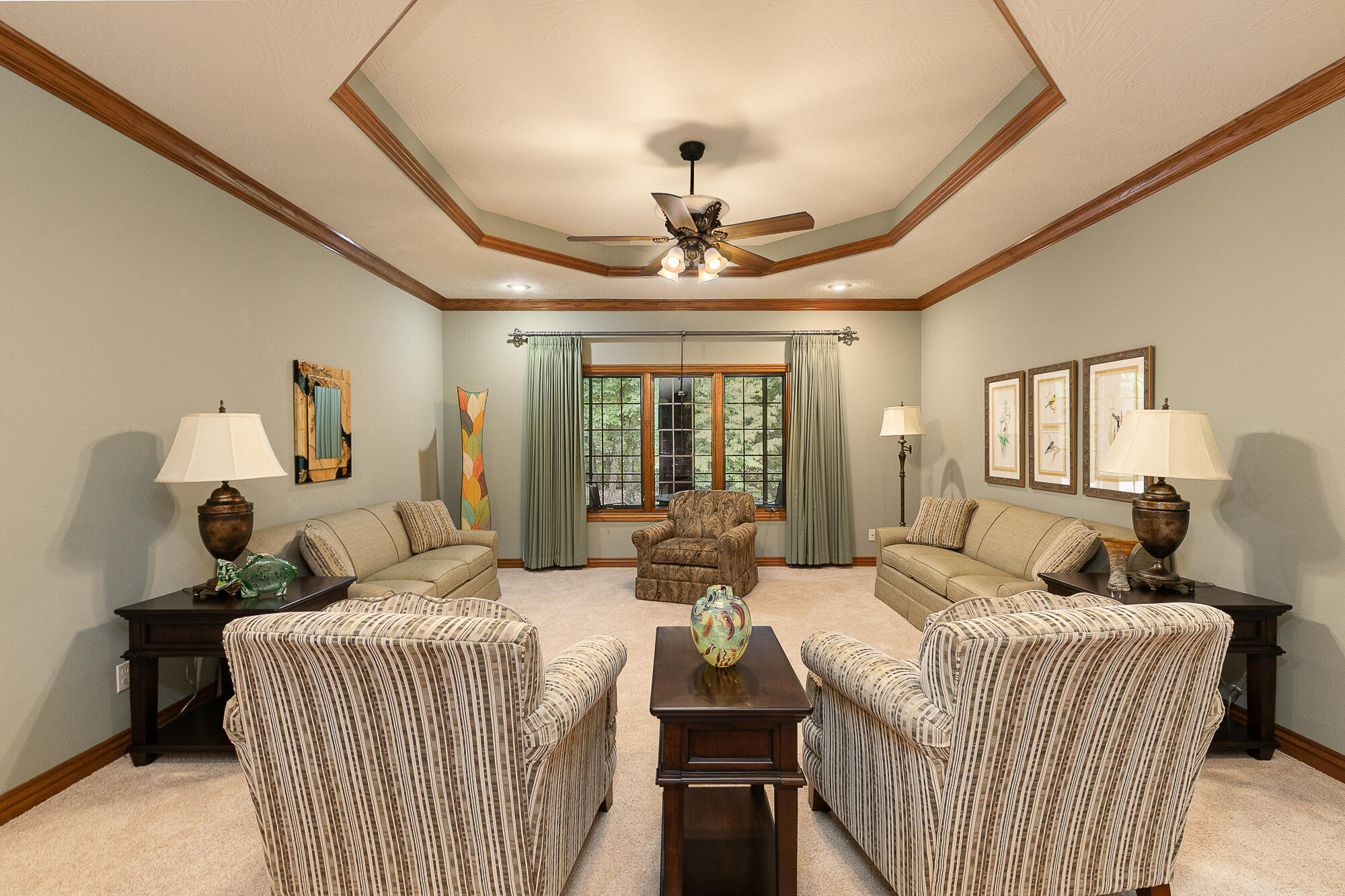 5265 North Missouri Oak Trail Property Photo 9