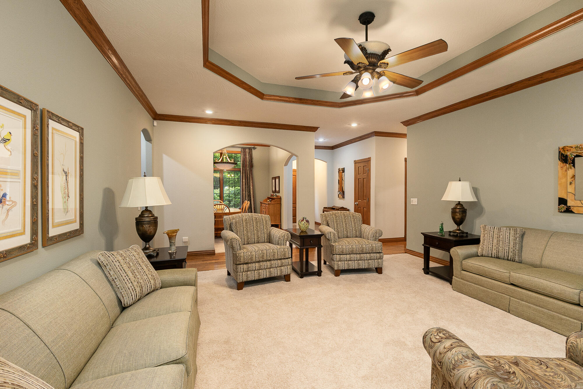 5265 North Missouri Oak Trail Property Photo 11