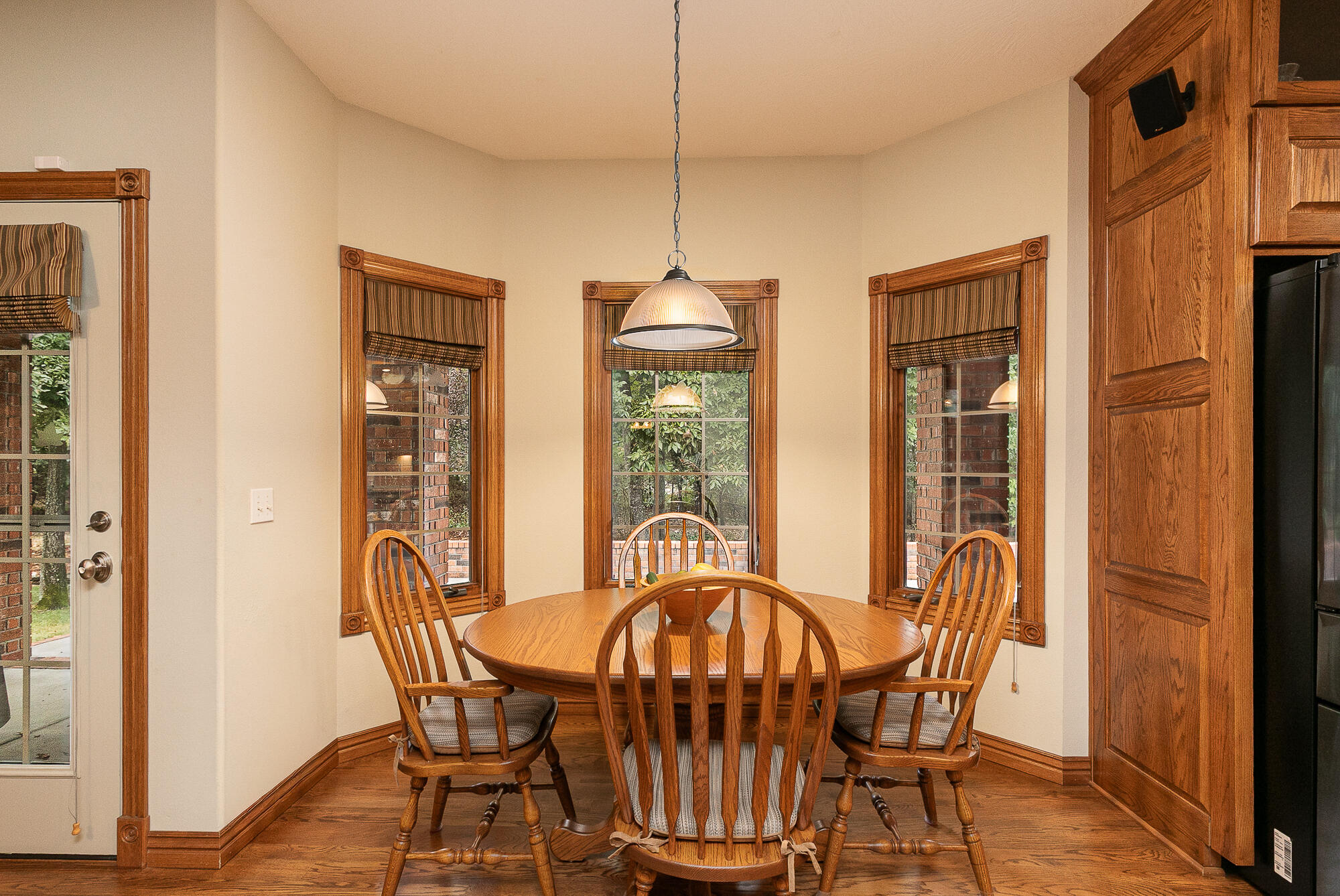 5265 North Missouri Oak Trail Property Photo 17
