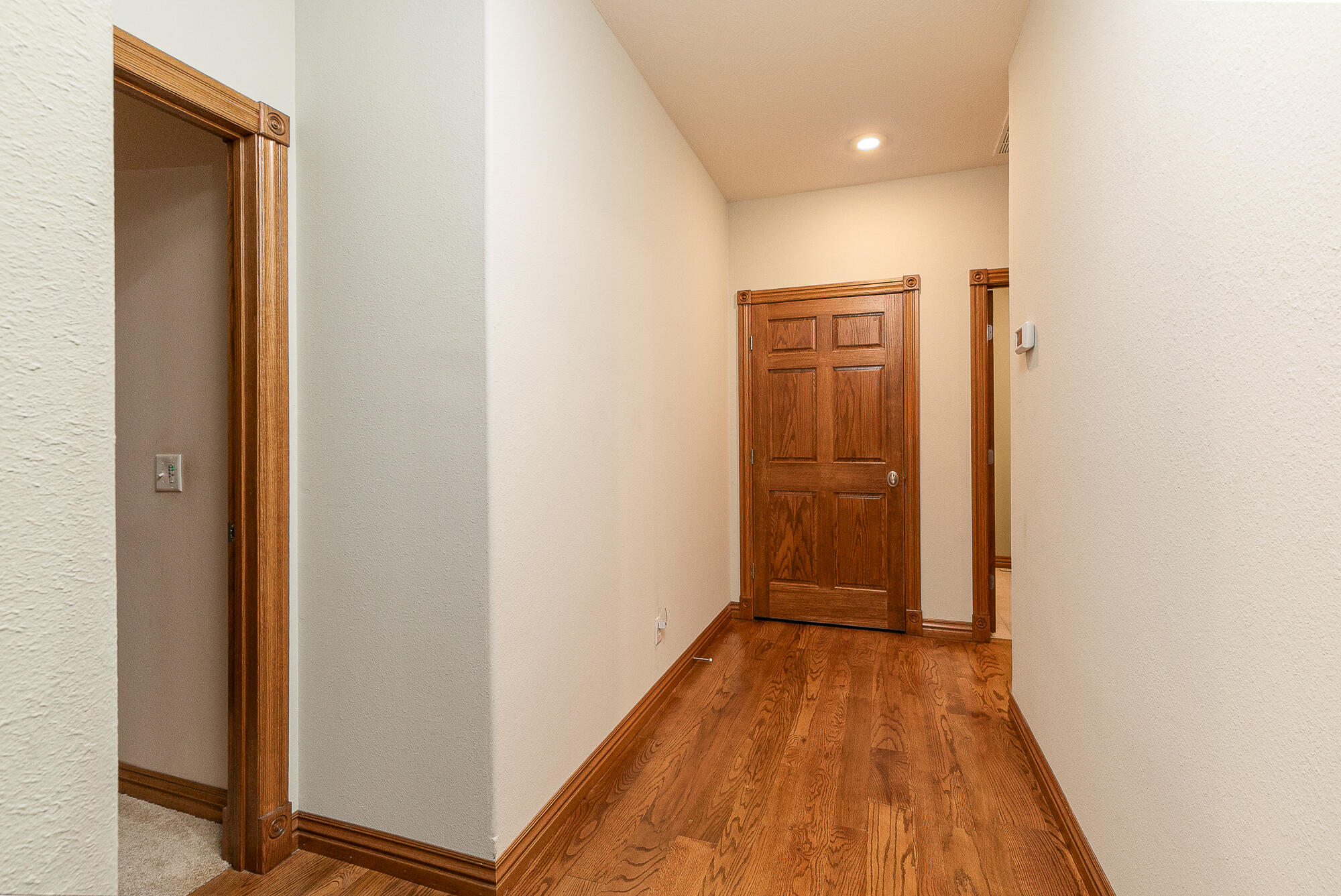 5265 North Missouri Oak Trail Property Photo 25