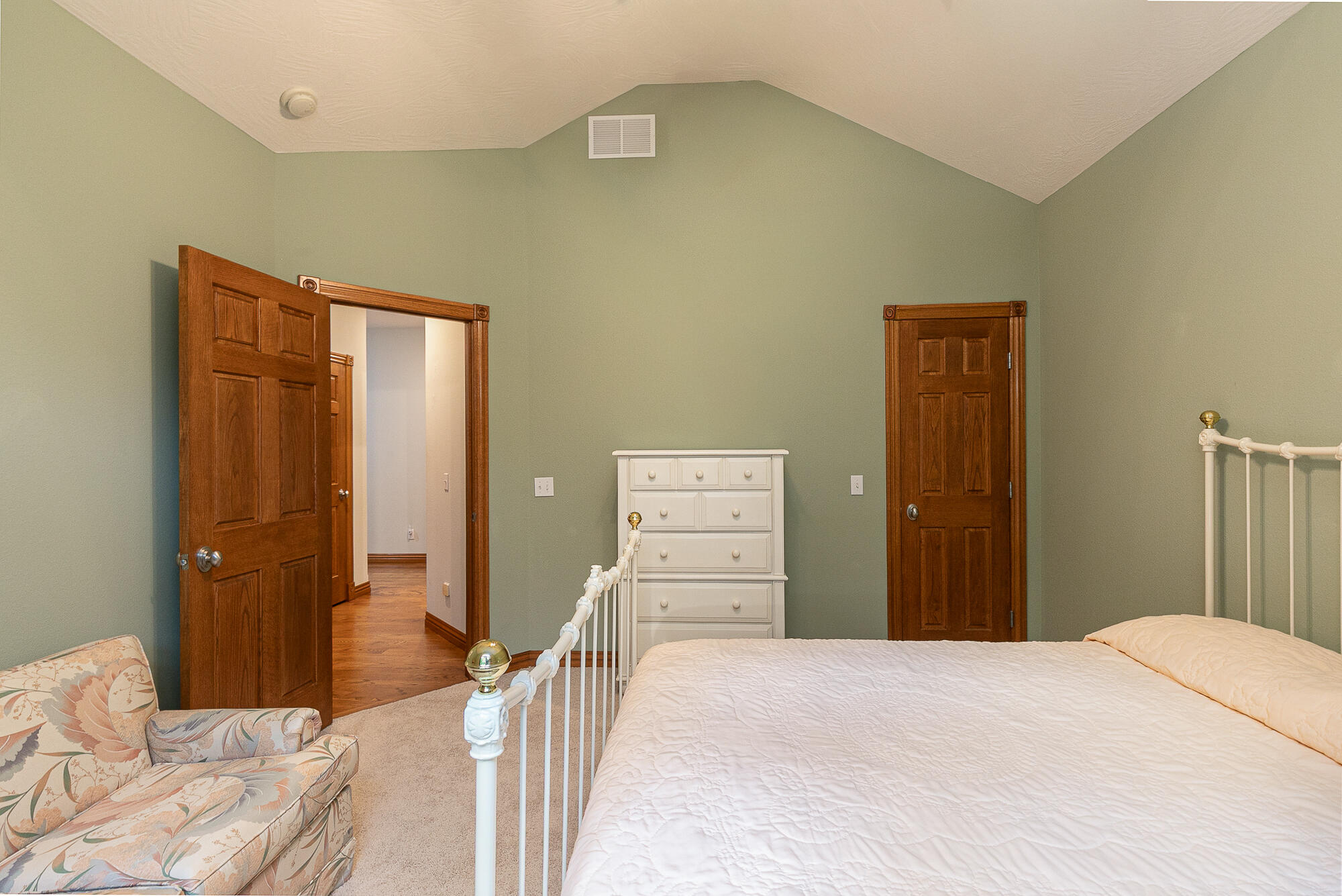 5265 North Missouri Oak Trail Property Photo 35