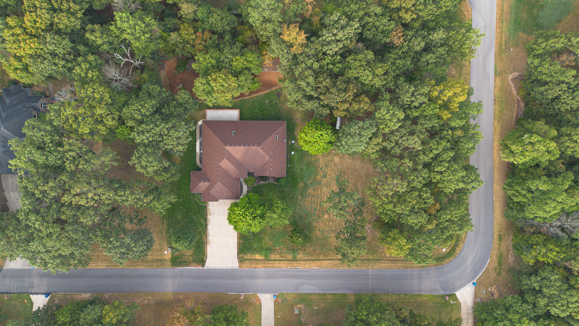 5265 North Missouri Oak Trail Property Photo 49