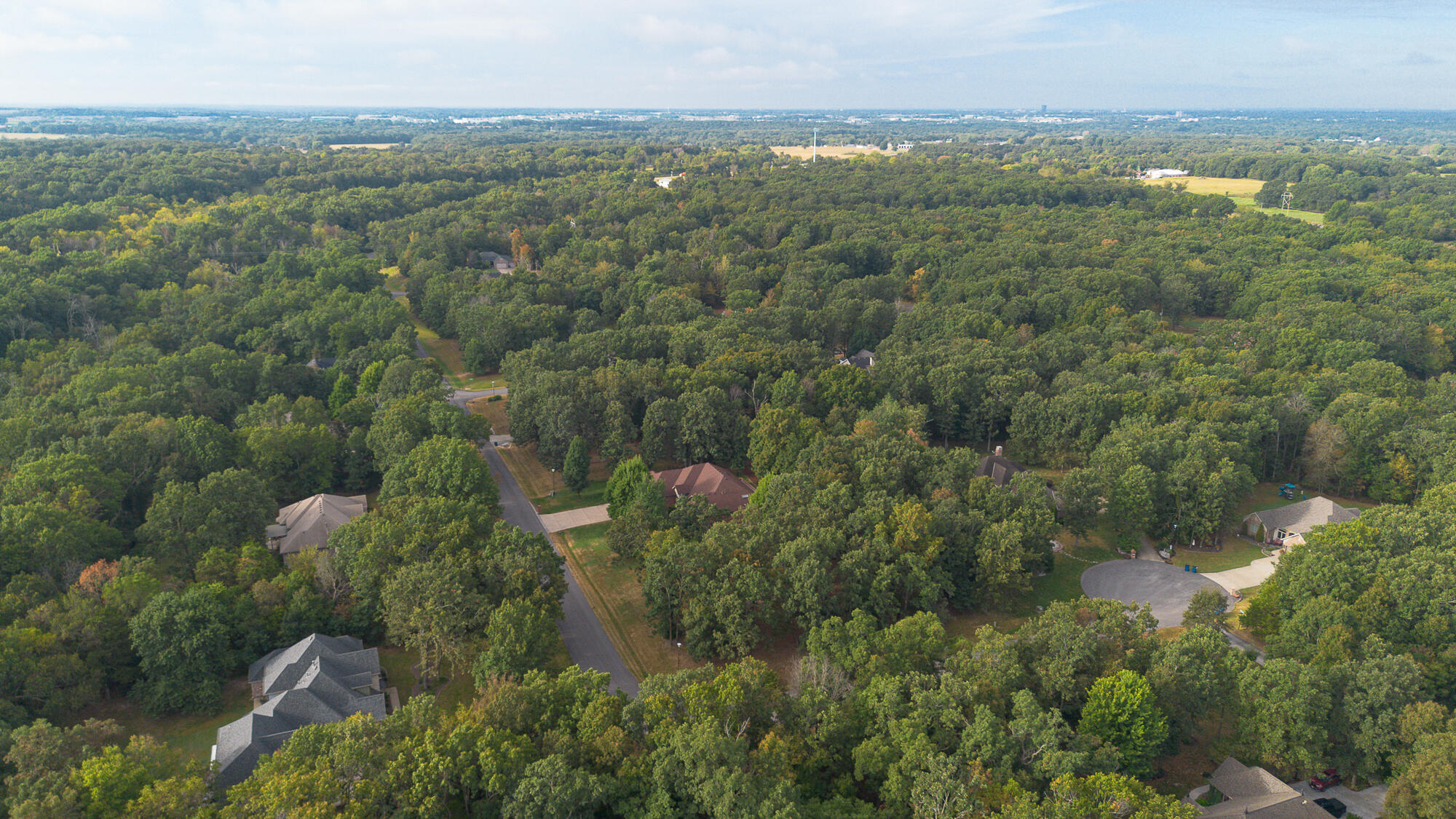 5265 North Missouri Oak Trail Property Photo 58