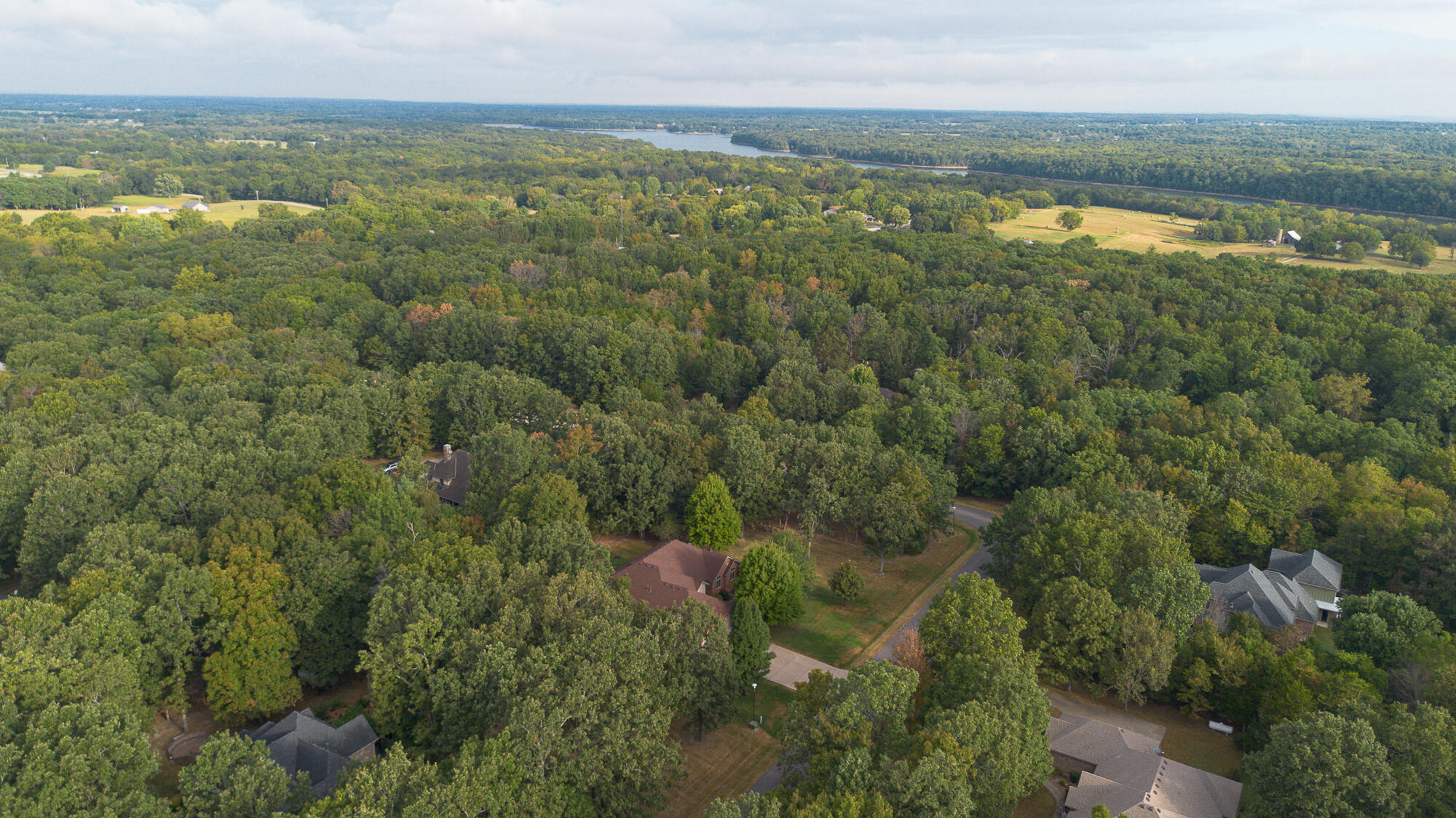 5265 North Missouri Oak Trail Property Photo 60