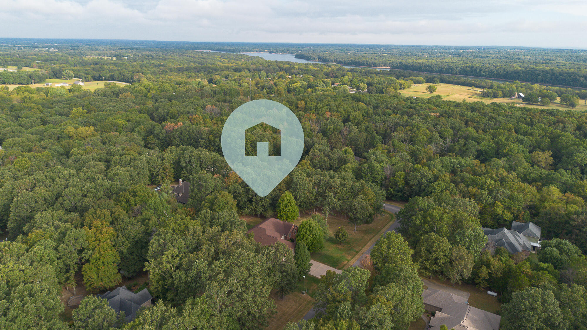 5265 North Missouri Oak Trail Property Photo 61