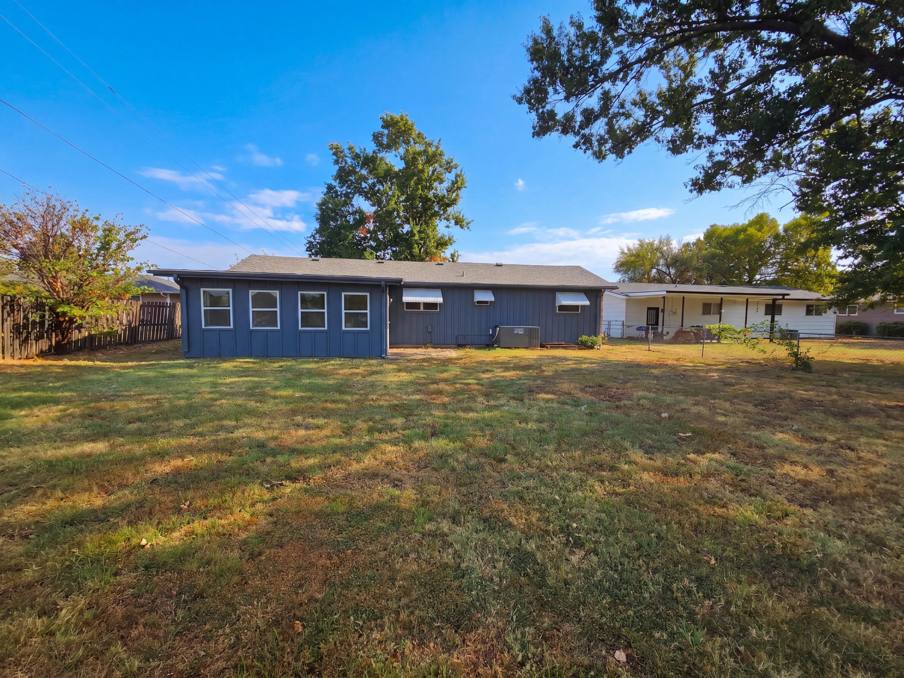 2208 Mc Connell Avenue Property Photo 5