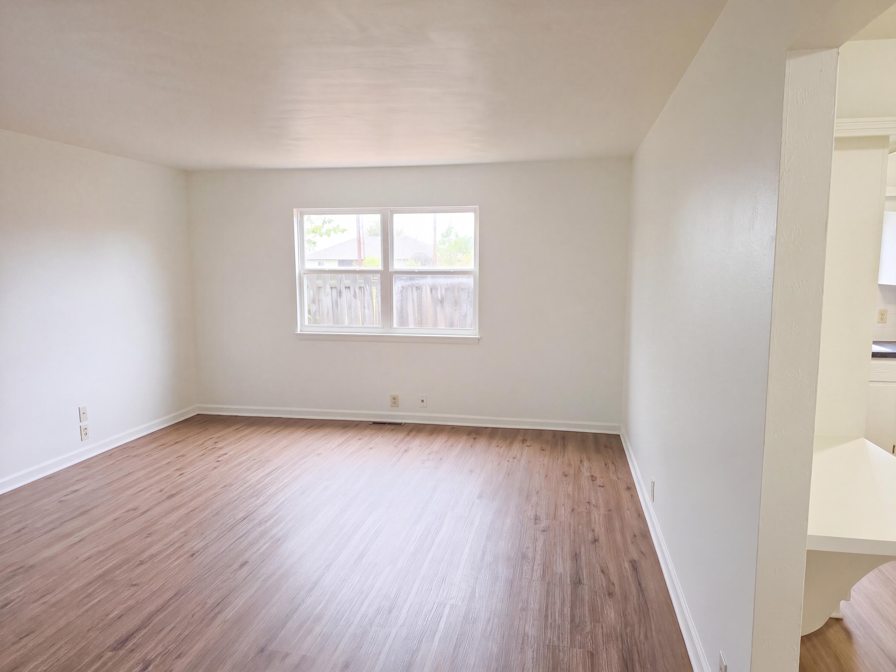 2208 Mc Connell Avenue Property Photo 9