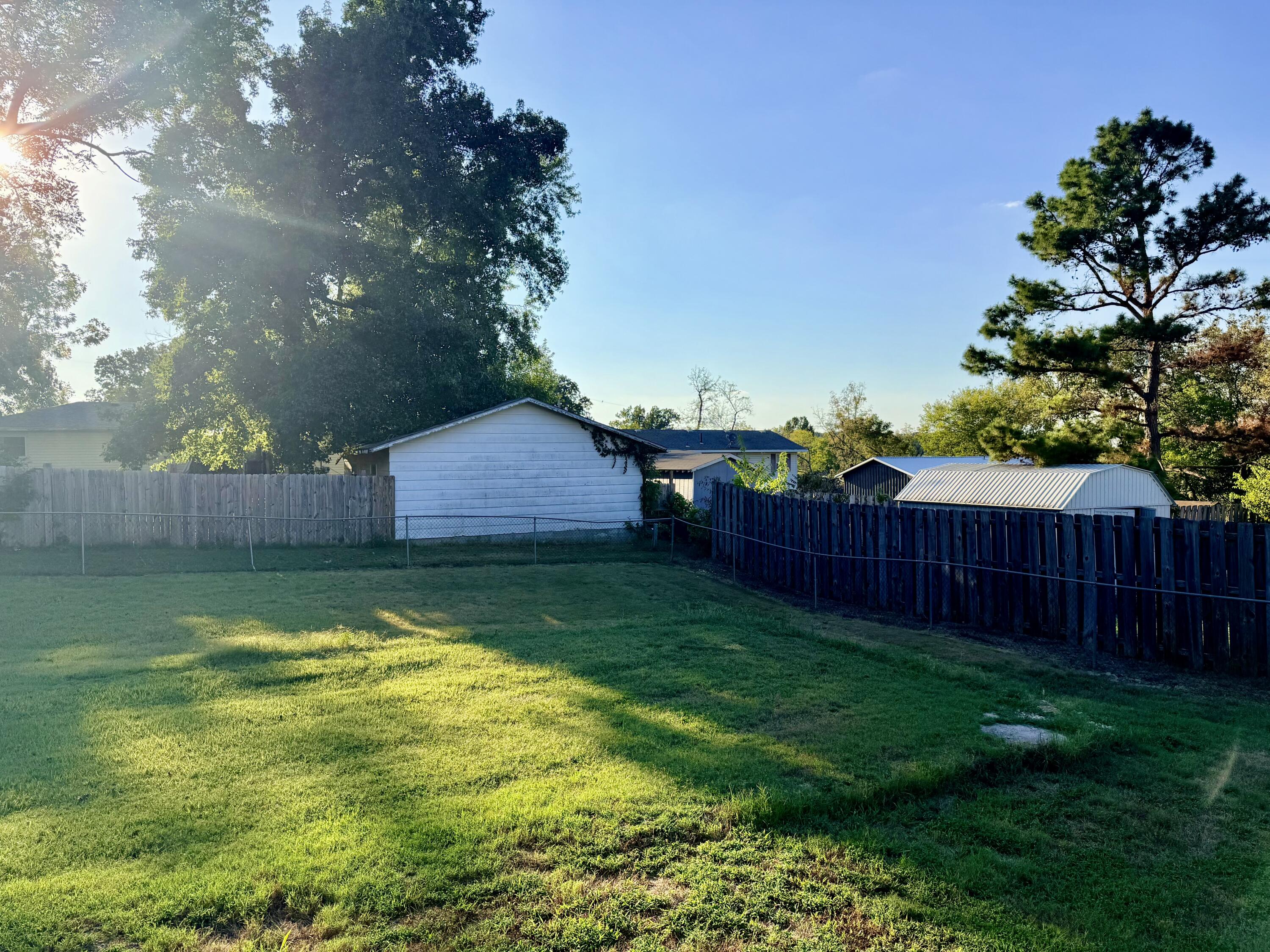 33 Preston Street Property Photo 20