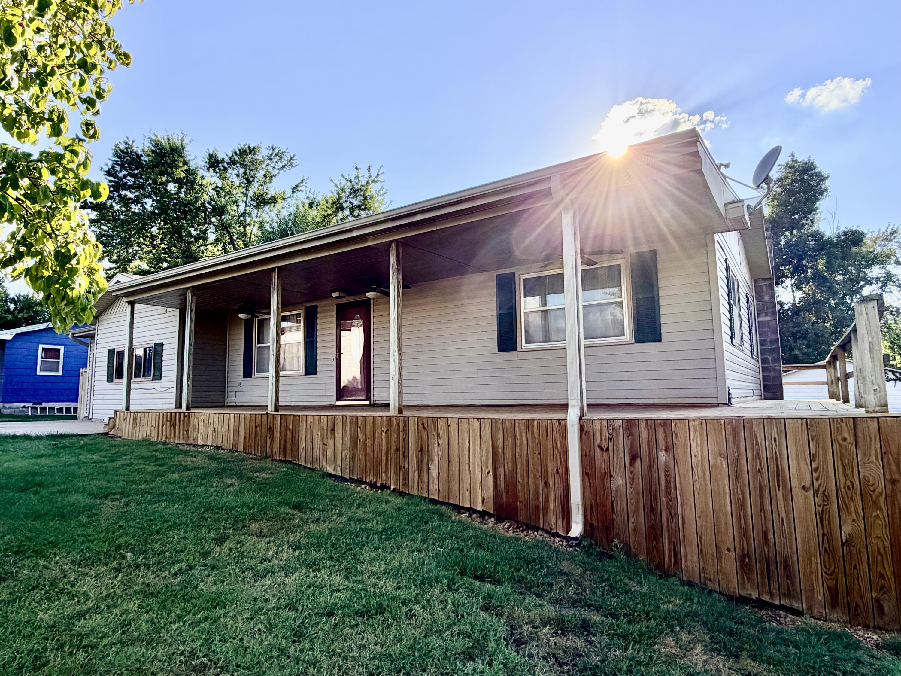 33 Preston Street Property Photo 25