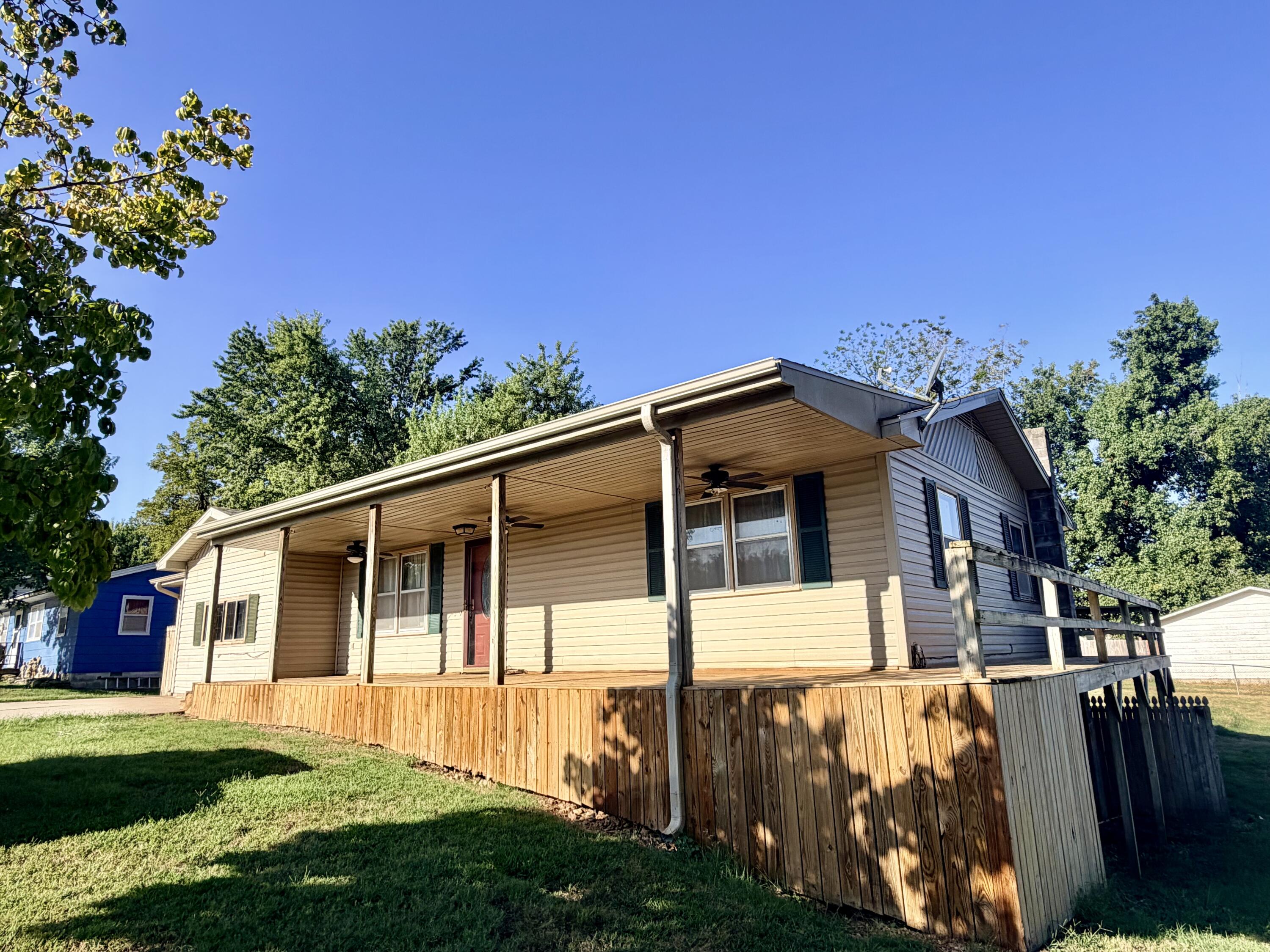 33 Preston Street Property Photo 28