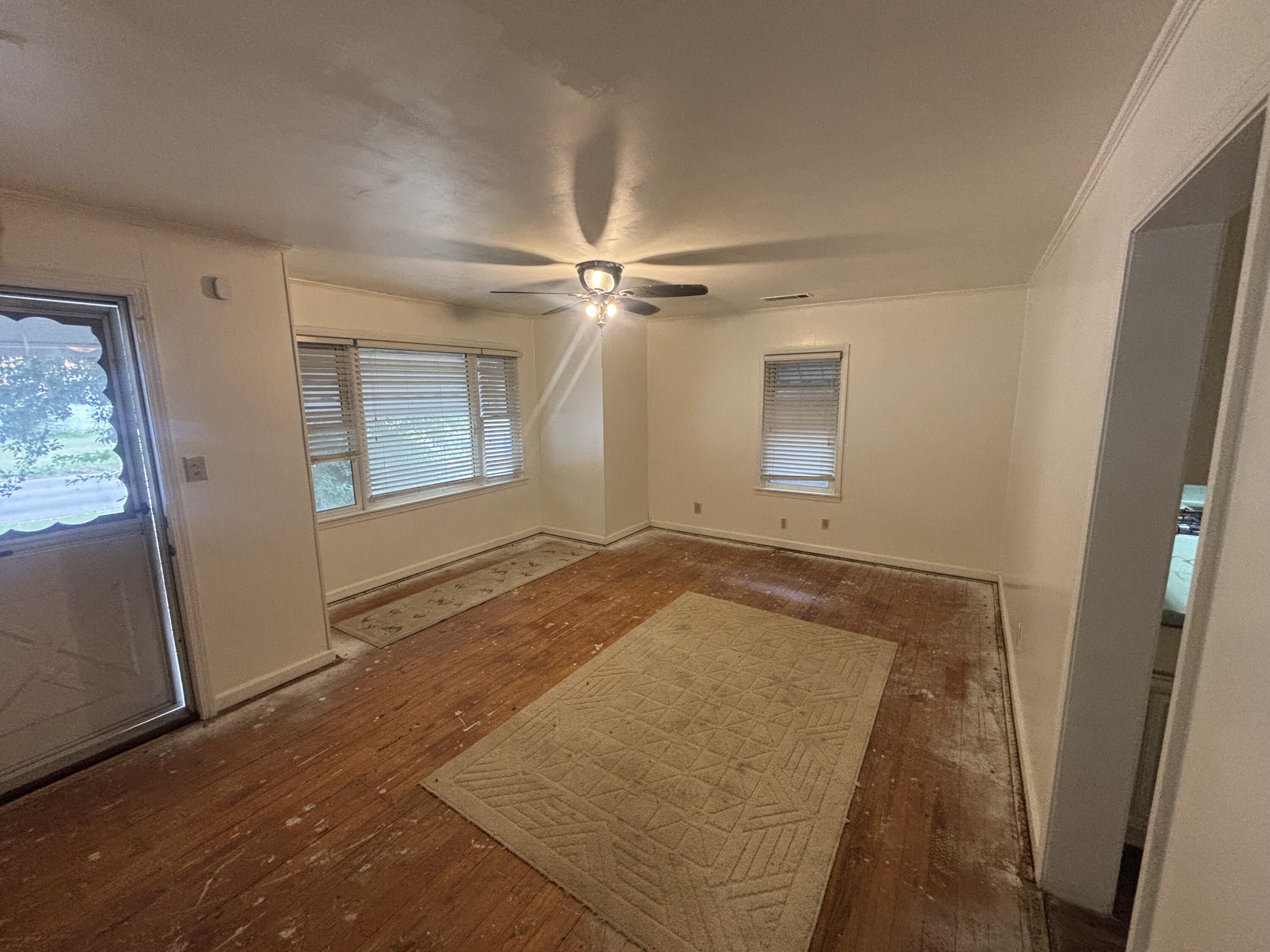 317 West Main Street Property Photo 4