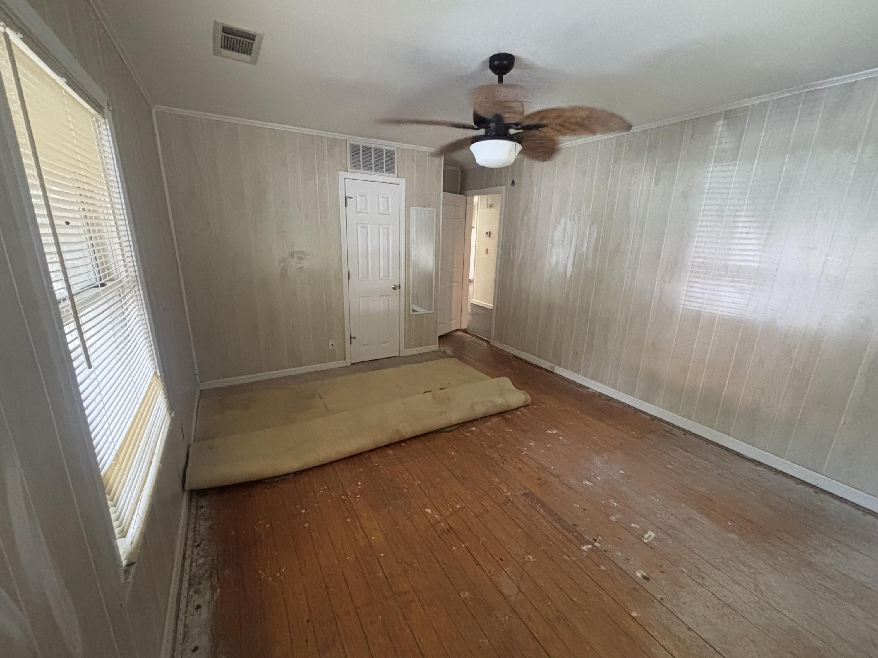 317 West Main Street Property Photo 13