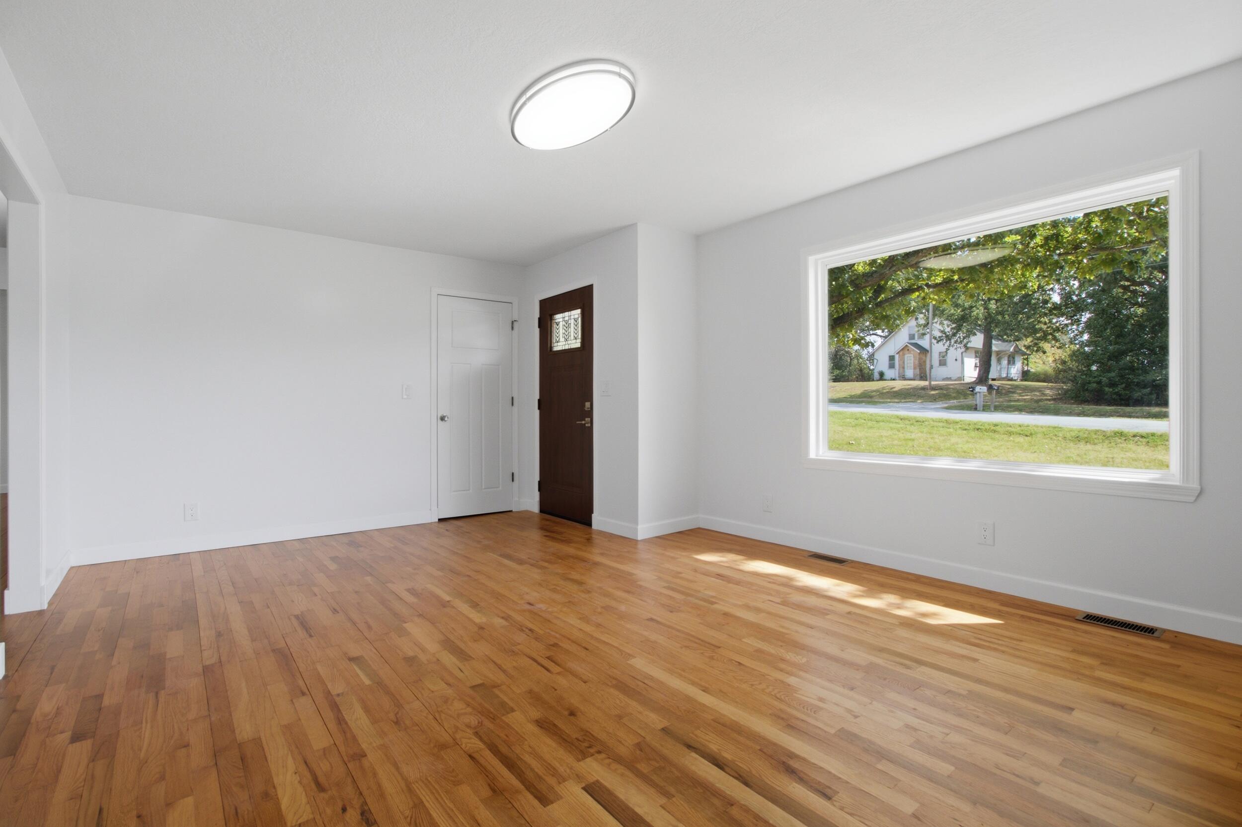 689 Oak Hill Drive Road Property Photo 4