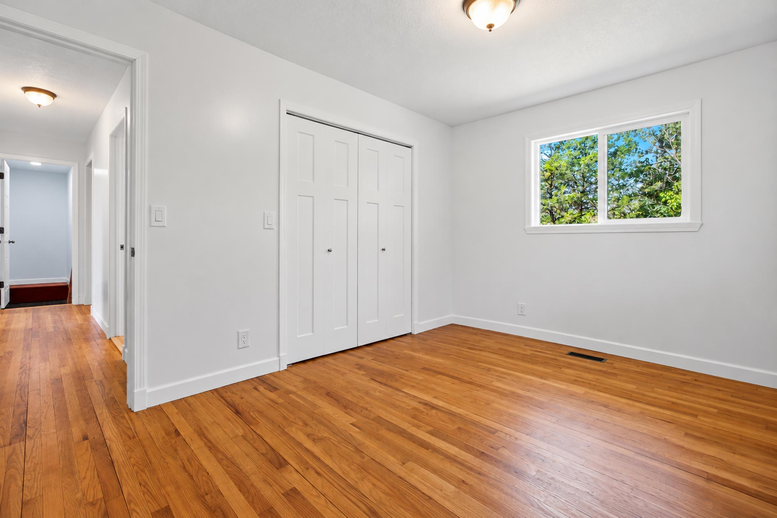 689 Oak Hill Drive Road Property Photo 17