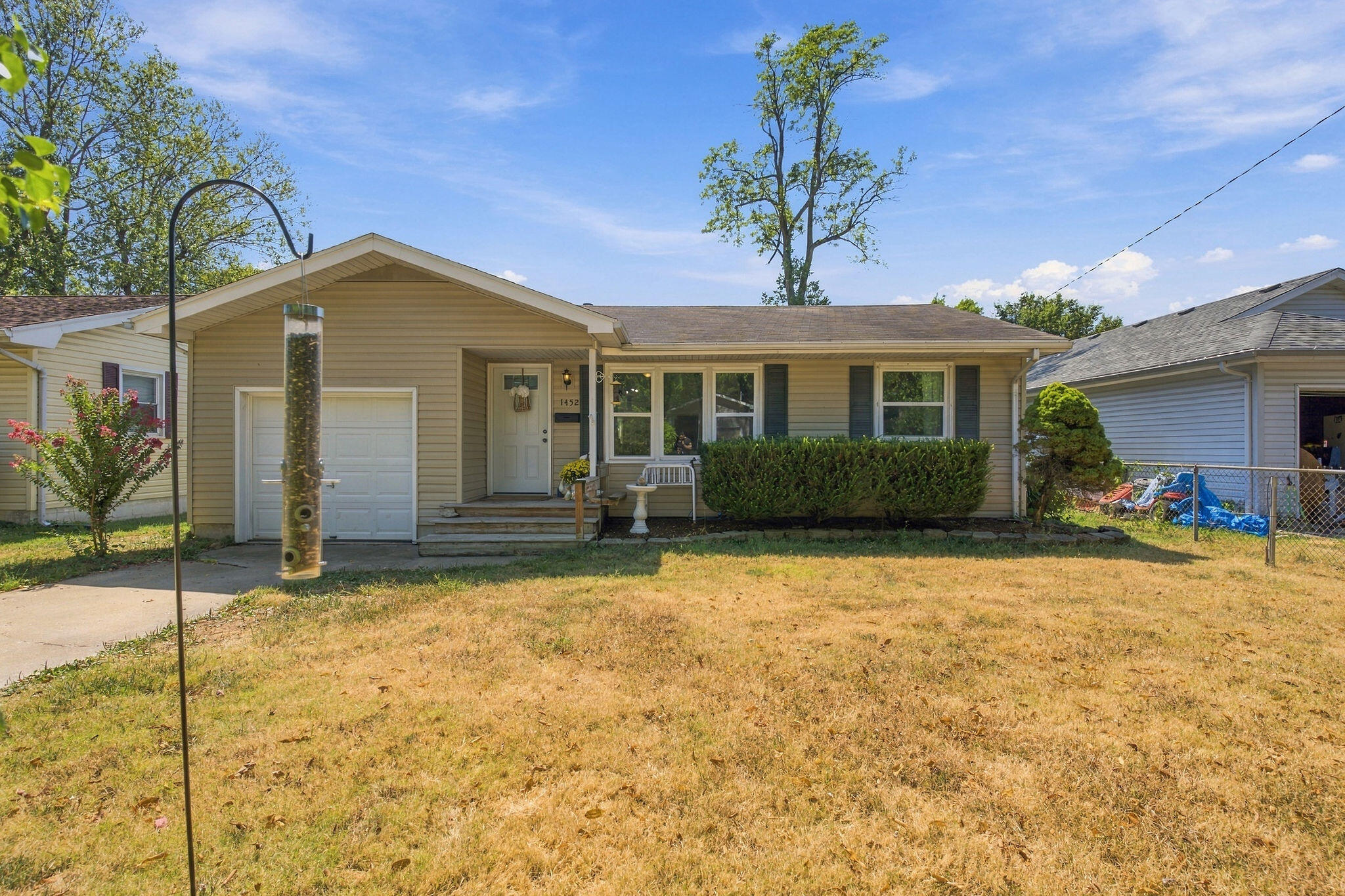 1452 East Lindberg Street Property Photo 1