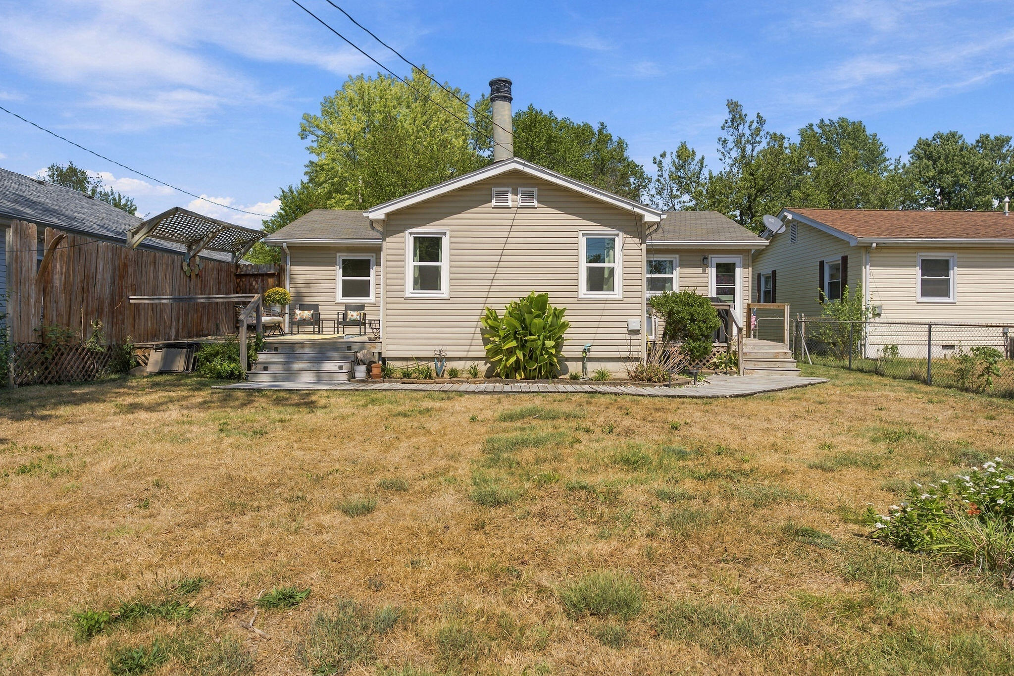 1452 East Lindberg Street Property Photo 24