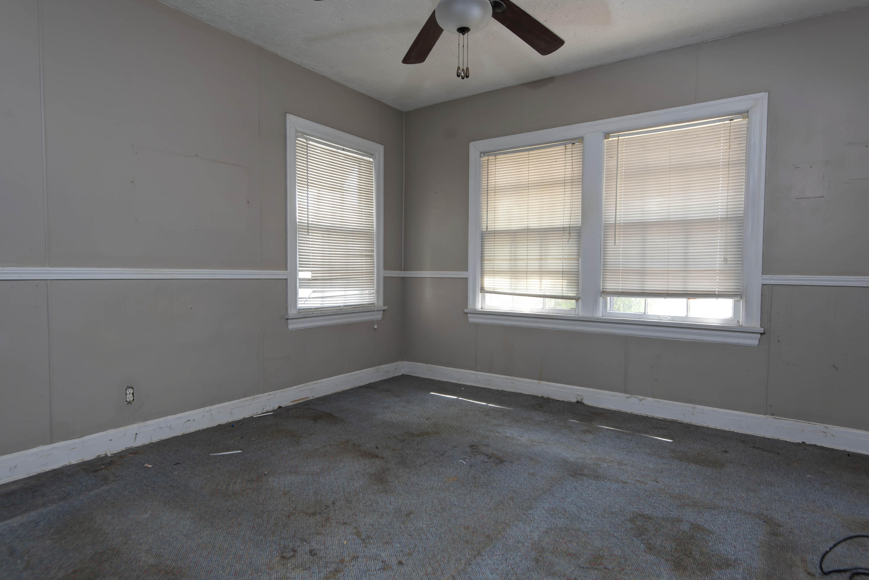 1126 East Sunshine Street Property Photo 12