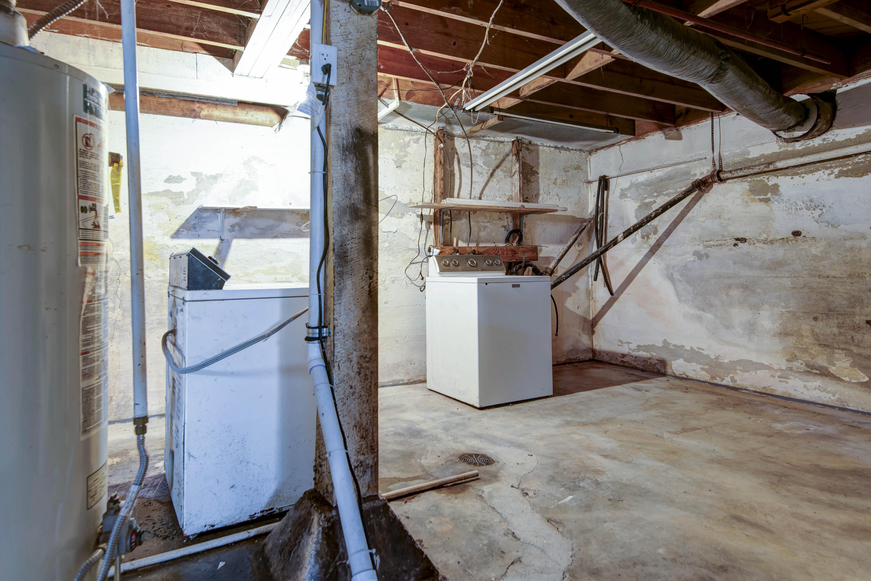 1126 East Sunshine Street Property Photo 17