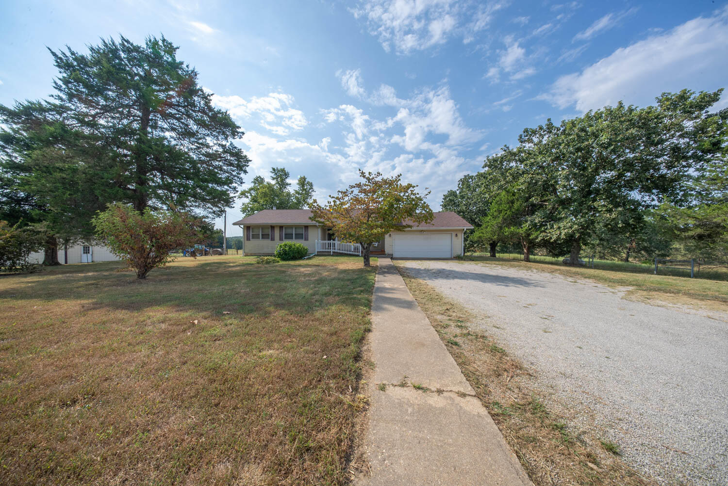 3010 County Road 5640 Property Photo 31