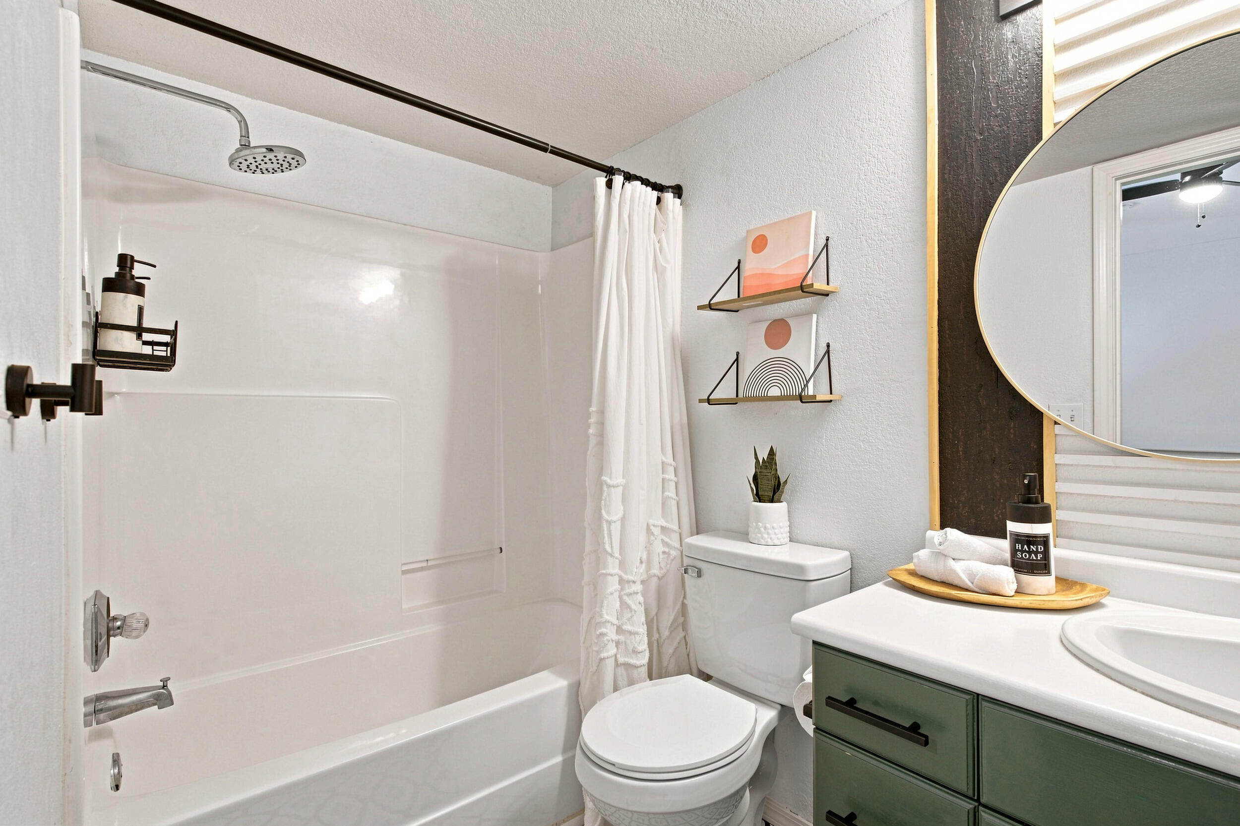 600 Abby Lane Apt 7 Property Photo 5