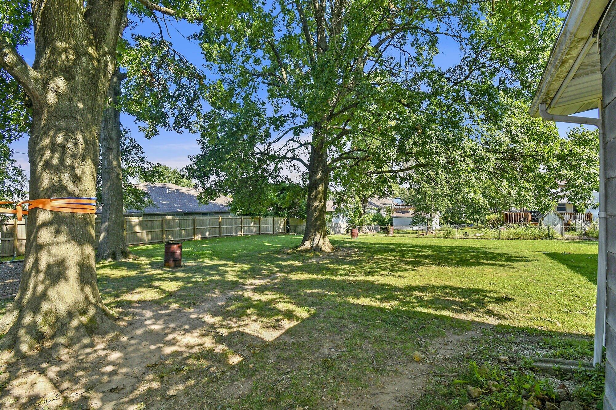 1709 South 11th Avenue Property Photo 9
