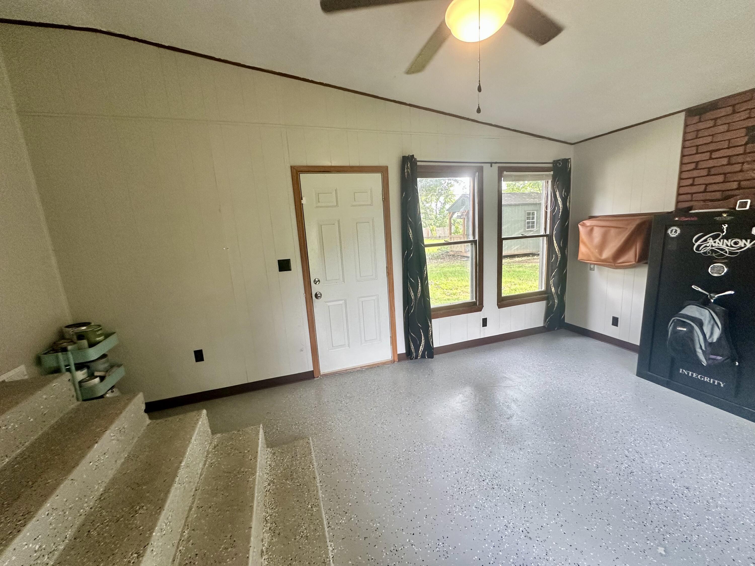 1709 South 11th Avenue Property Photo 26