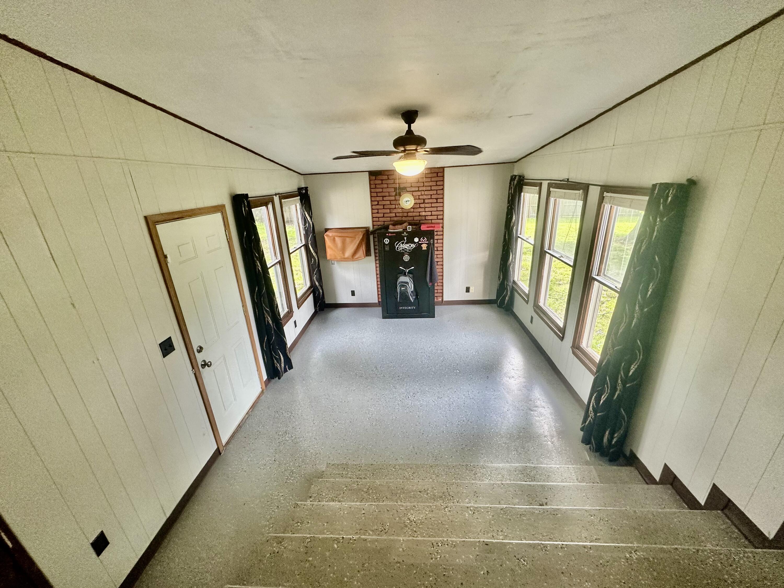 1709 South 11th Avenue Property Photo 28