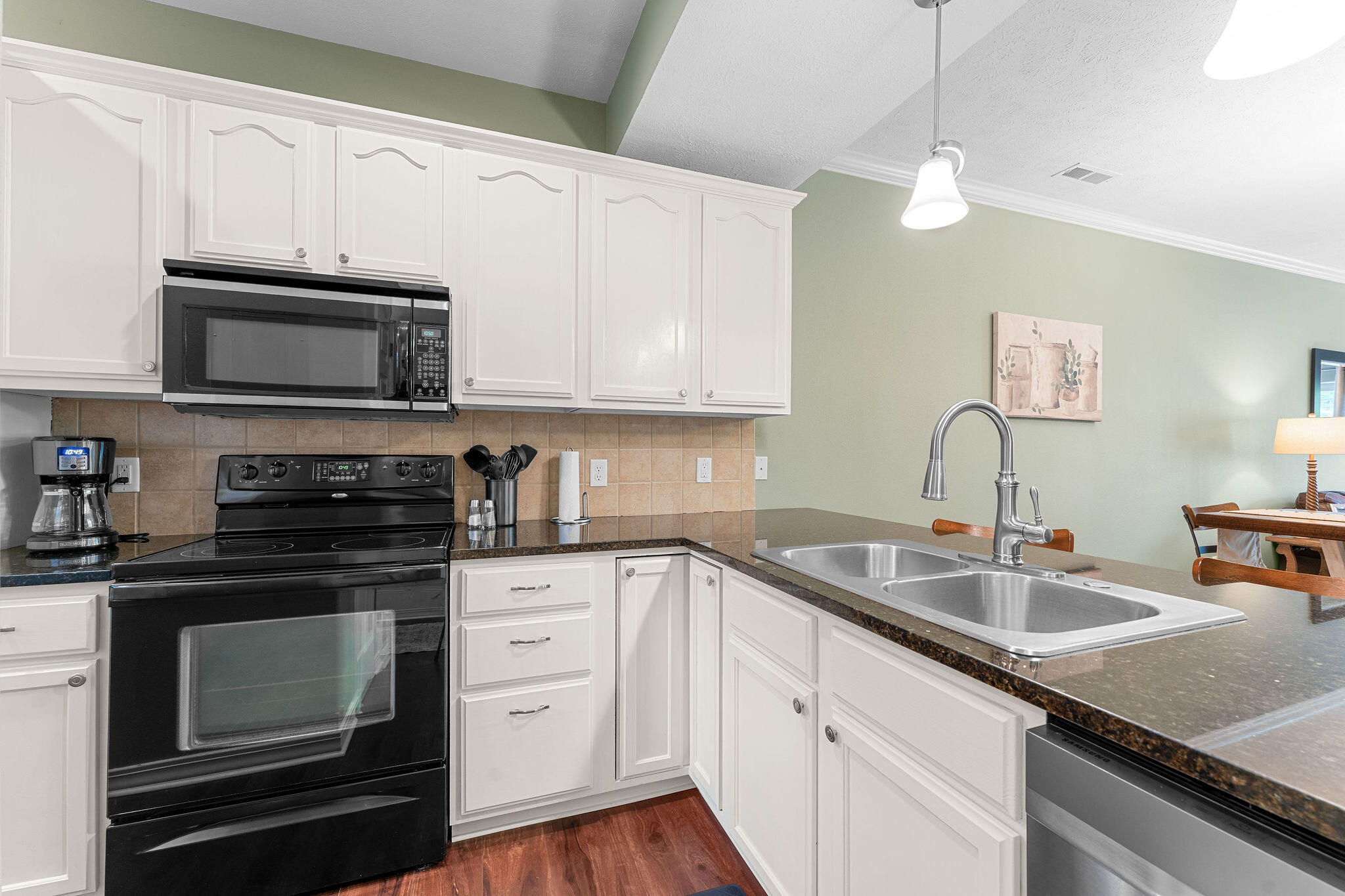 325 Majestic Drive Apt 132 Property Photo 12