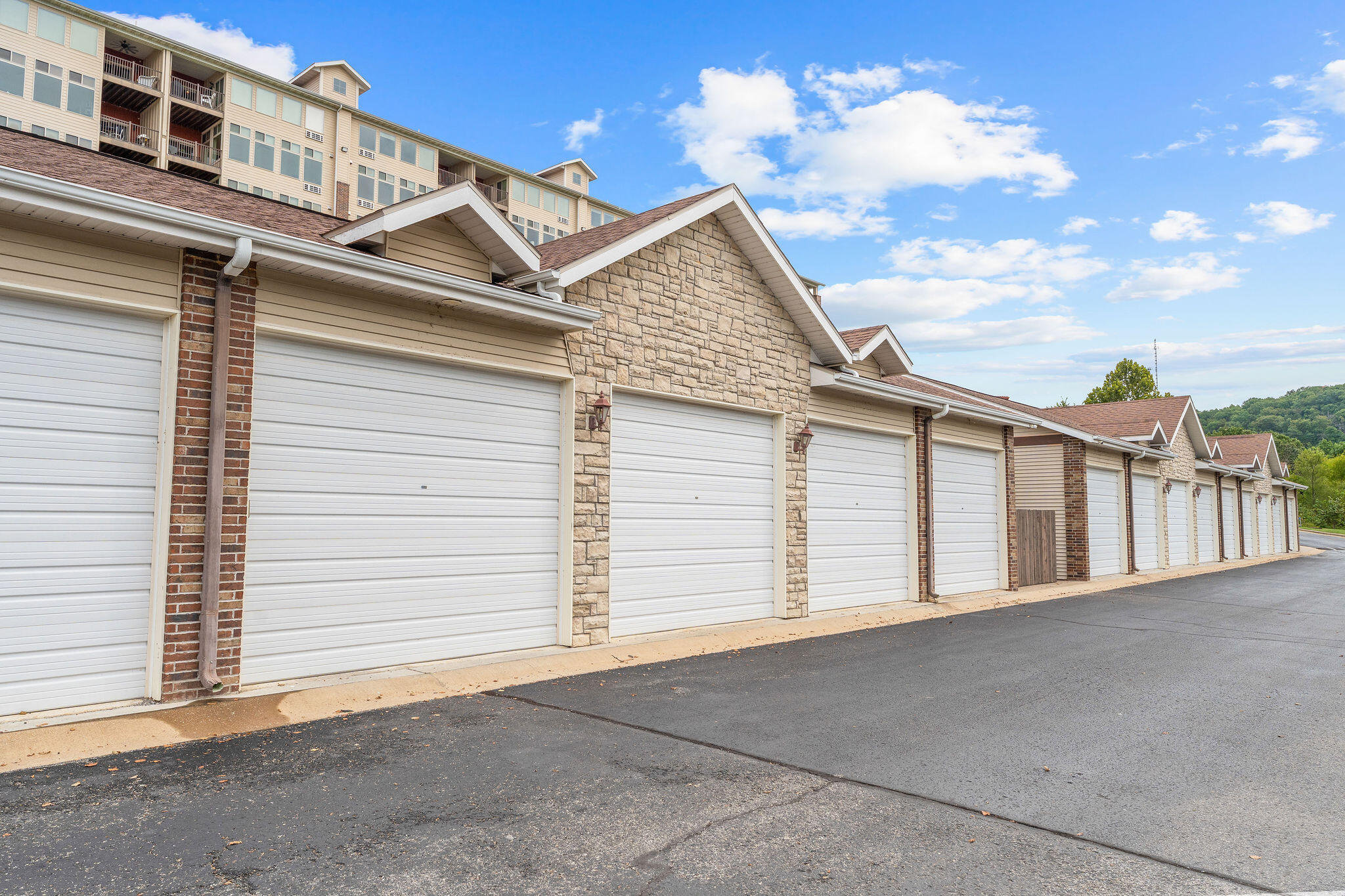 325 Majestic Drive Apt 132 Property Photo 27