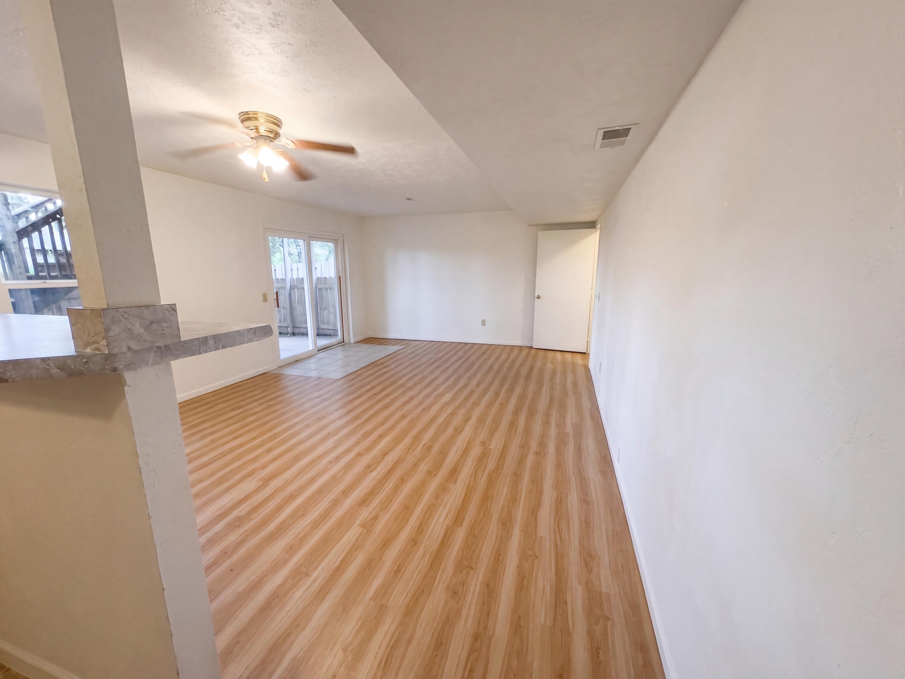 3372 South Western Avenue Property Photo 9
