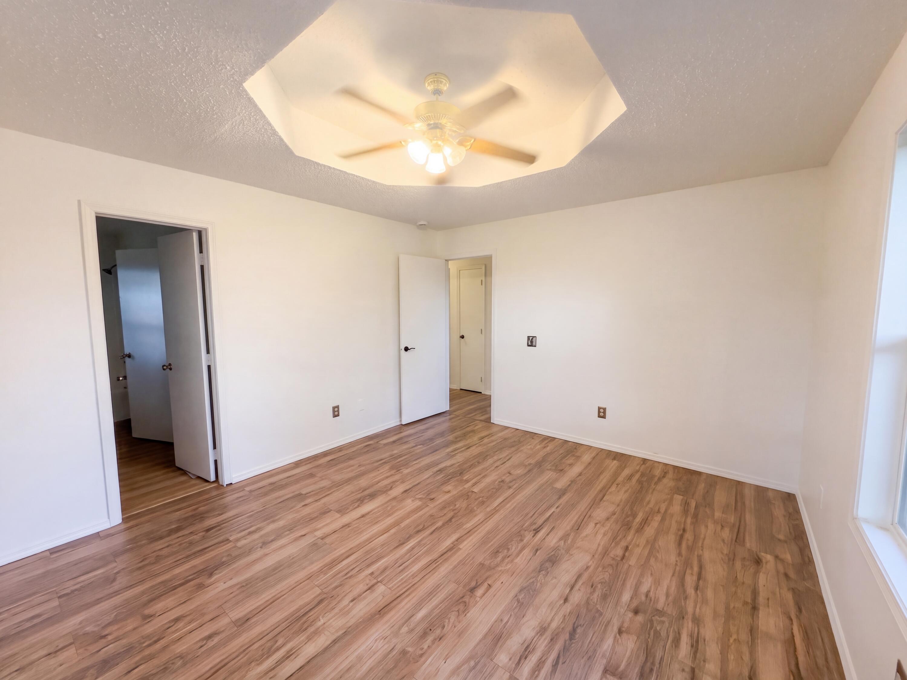 3372 South Western Avenue Property Photo 12