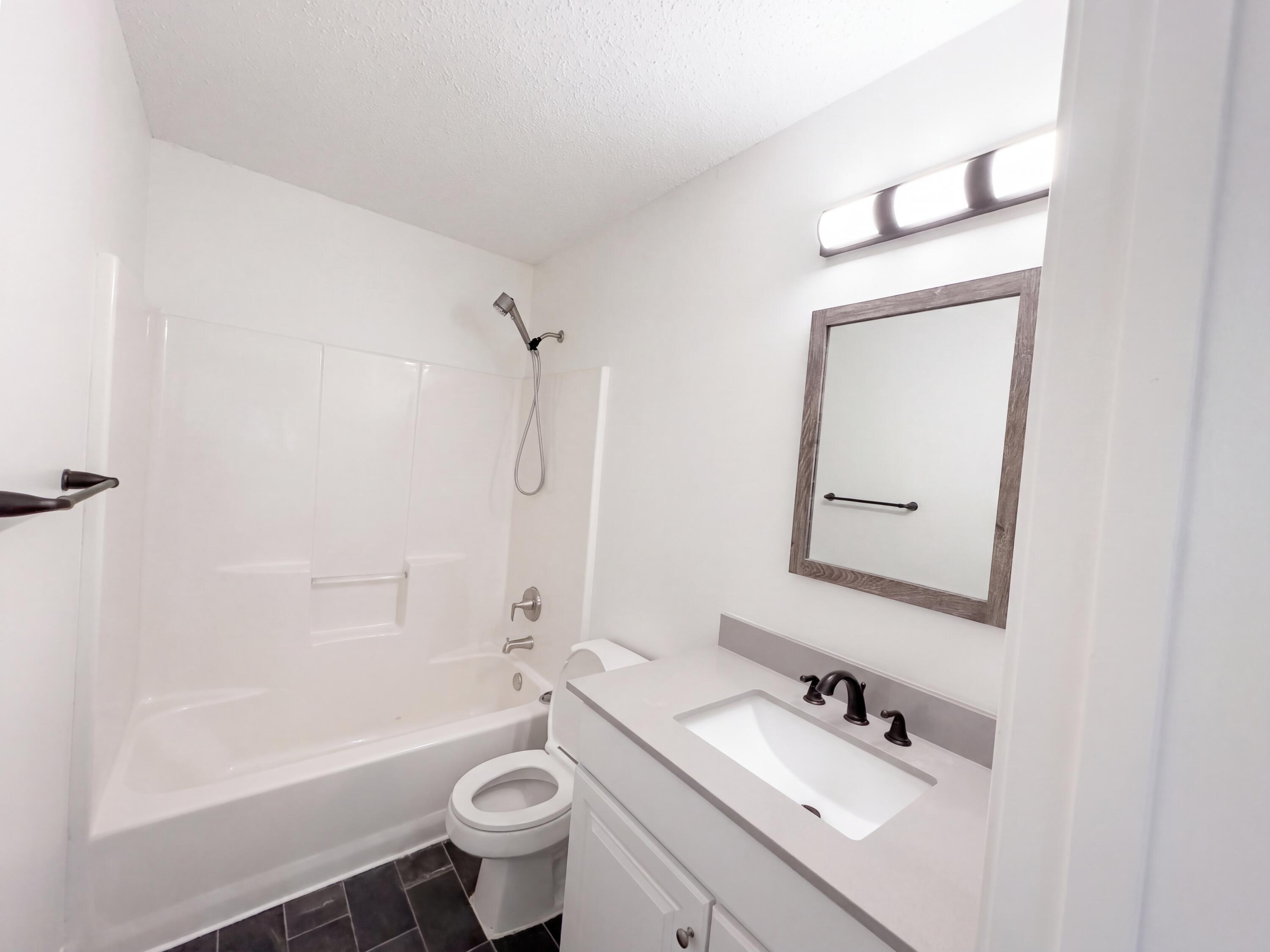 3372 South Western Avenue Property Photo 15
