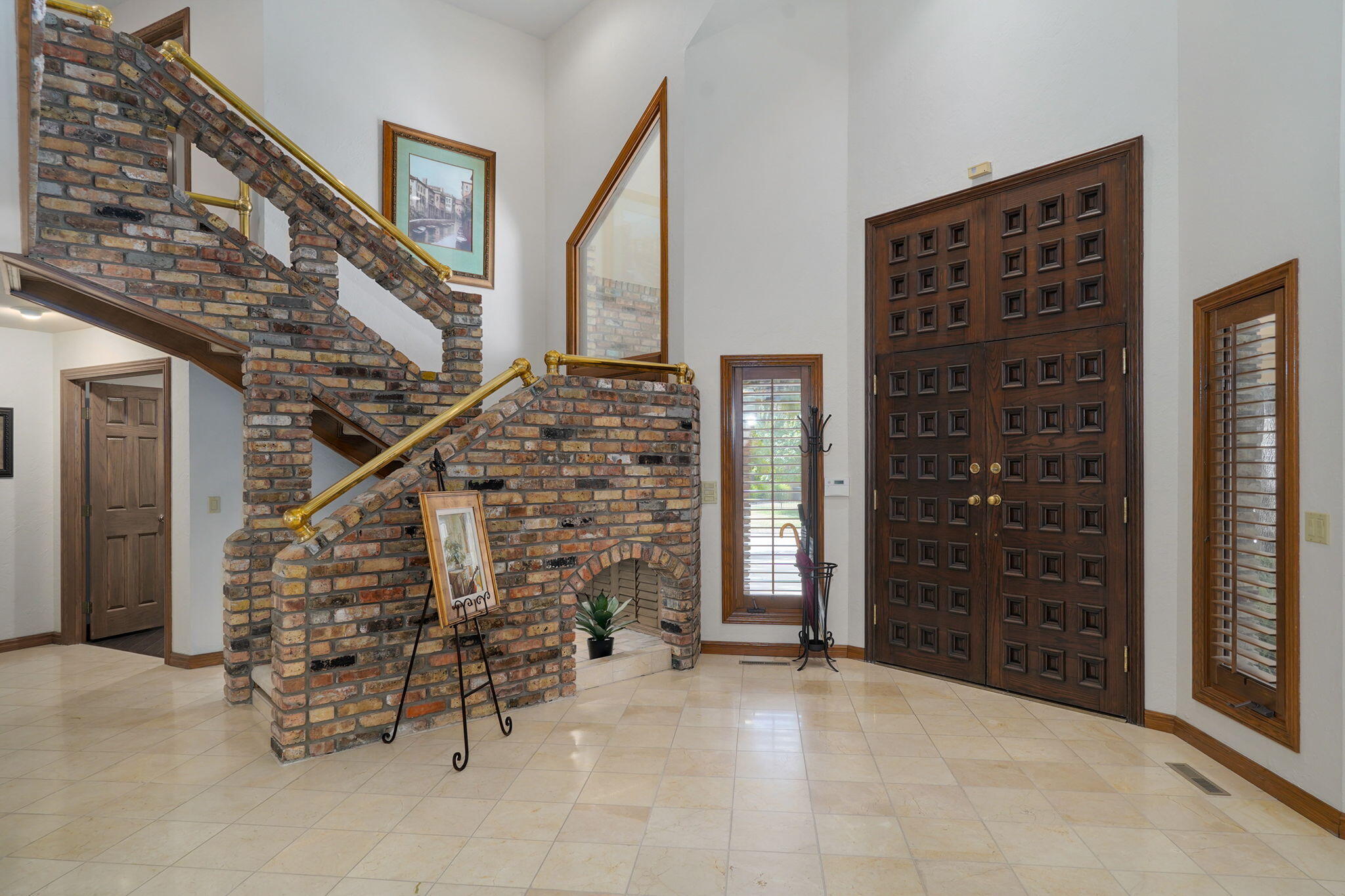 5110 South Rochelle Avenue Property Photo 15