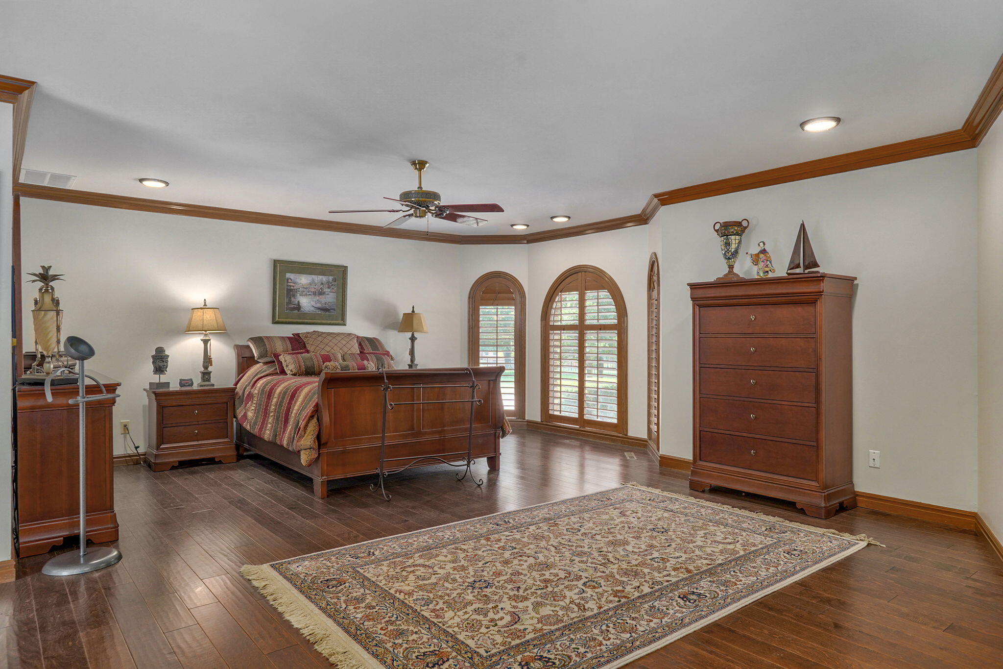 5110 South Rochelle Avenue Property Photo 25