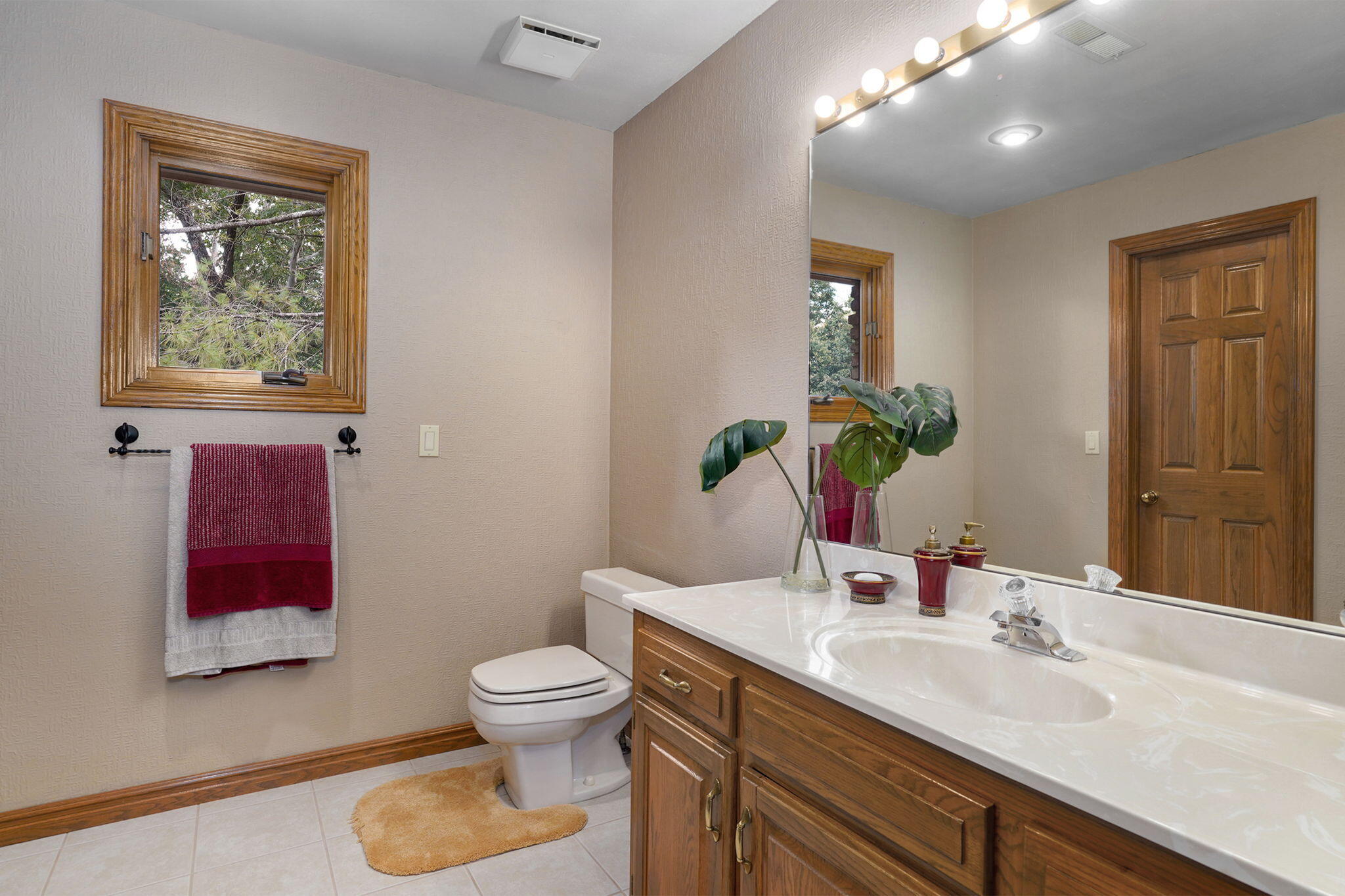 5110 South Rochelle Avenue Property Photo 56