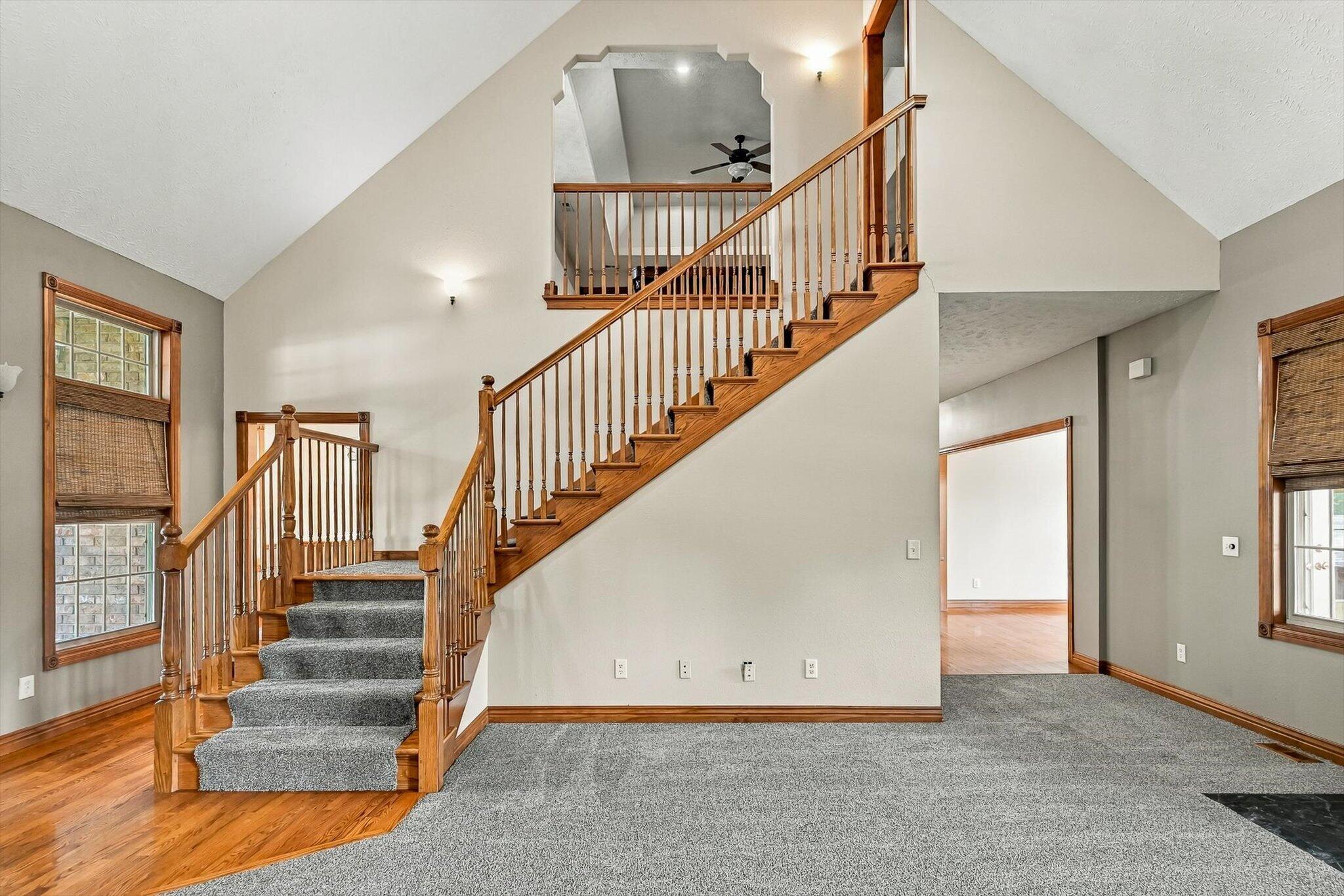 1002 East Rachael Drive Property Photo 8