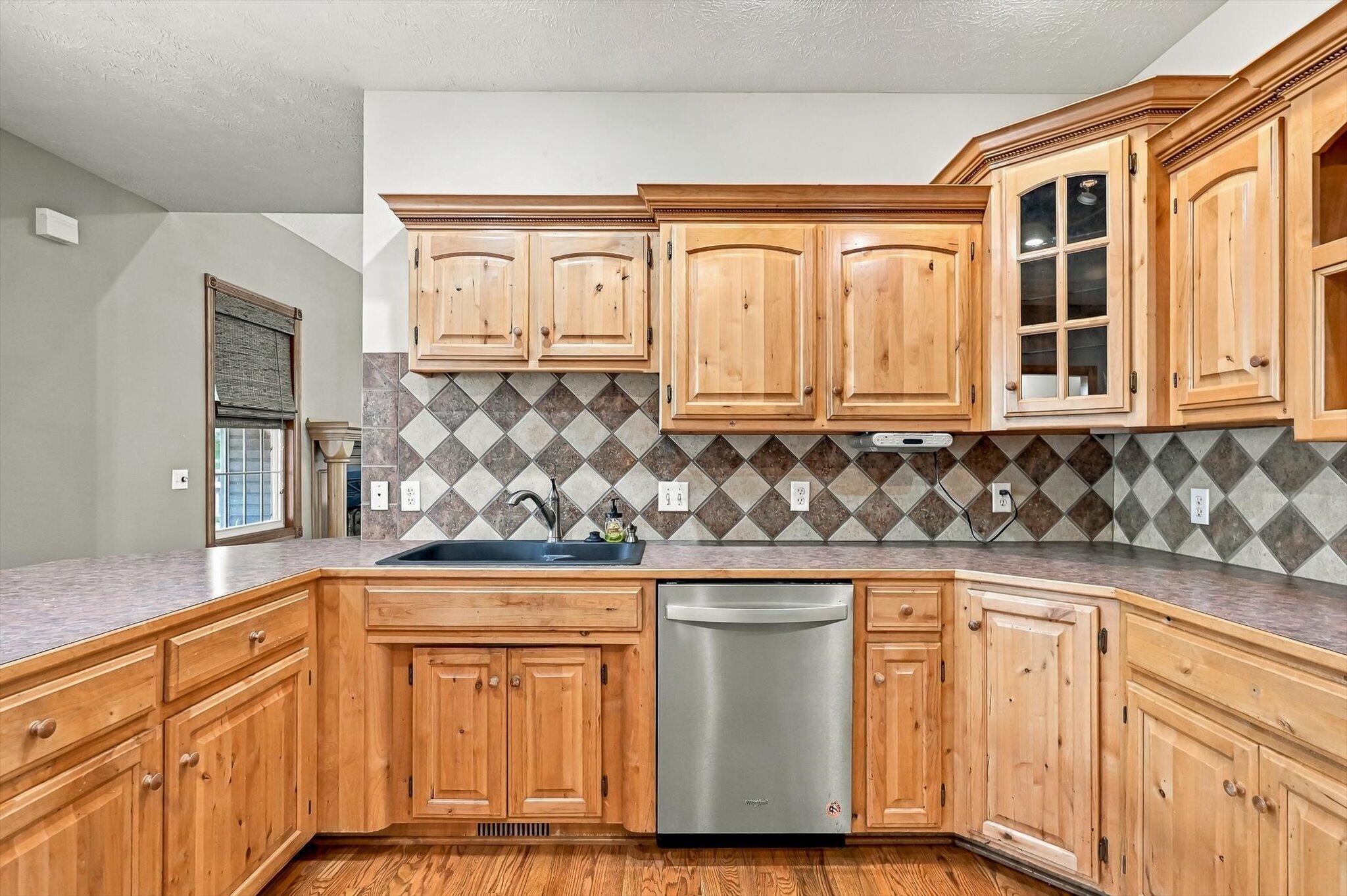 1002 East Rachael Drive Property Photo 10