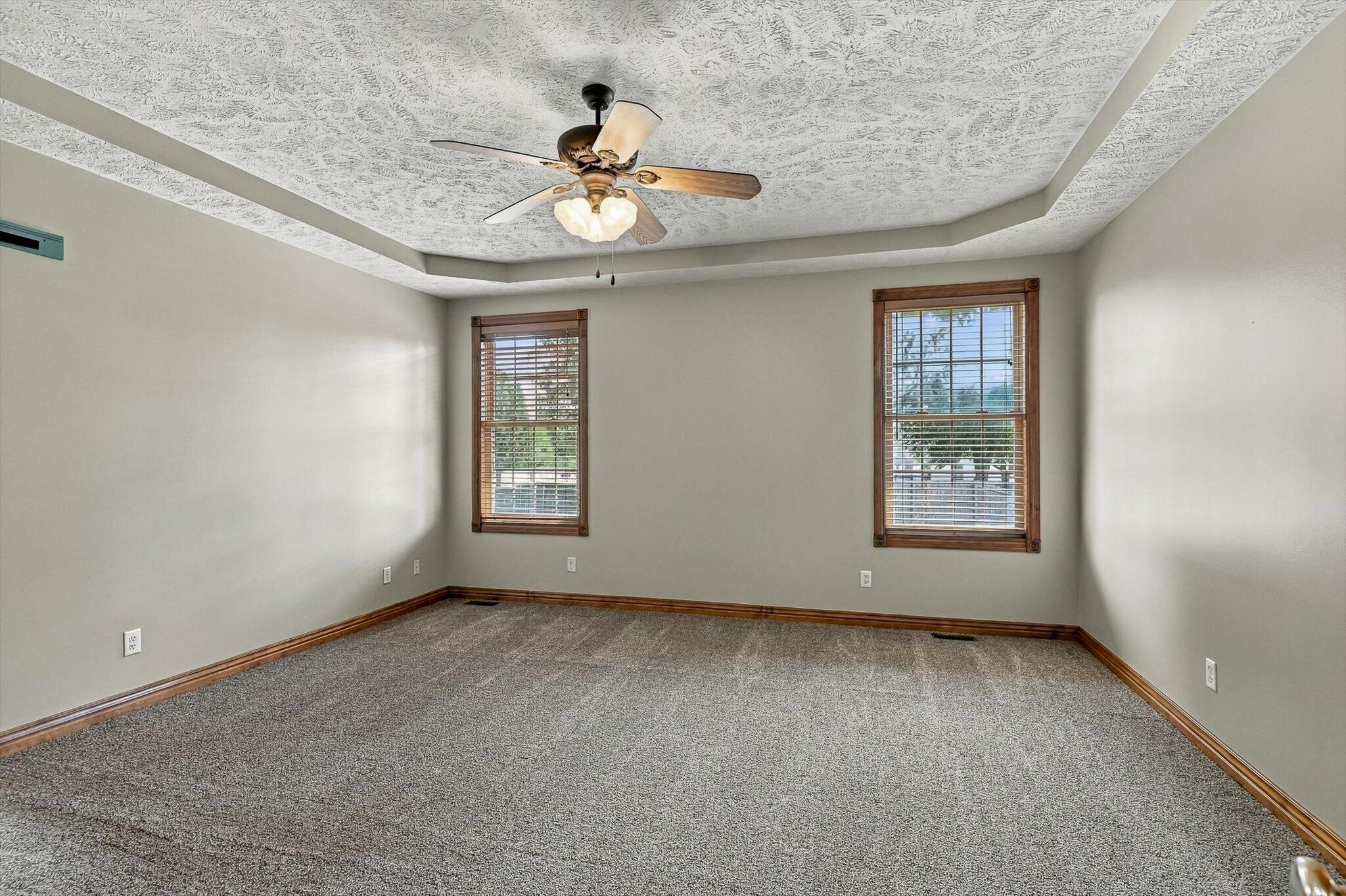 1002 East Rachael Drive Property Photo 15