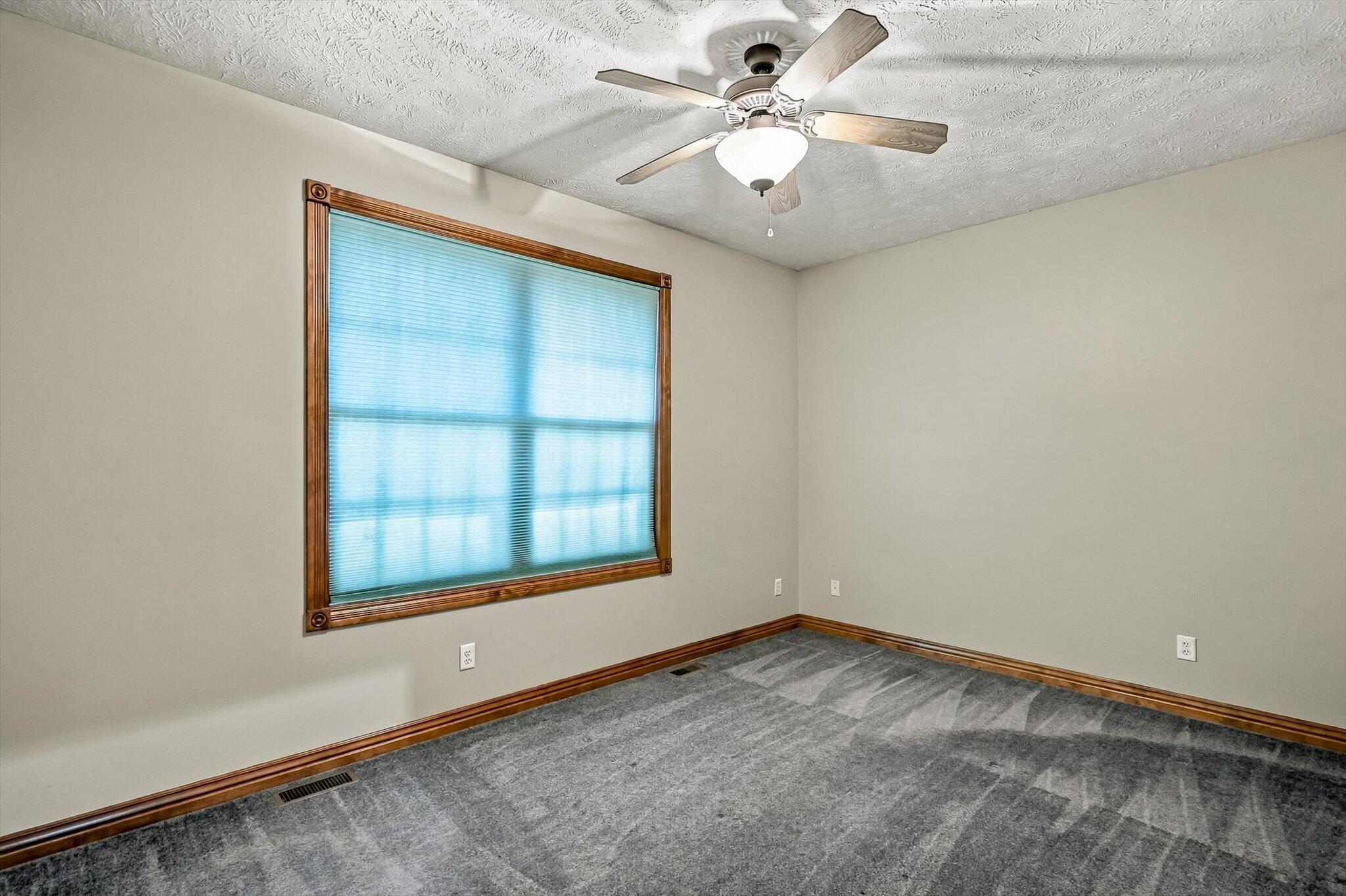 1002 East Rachael Drive Property Photo 20